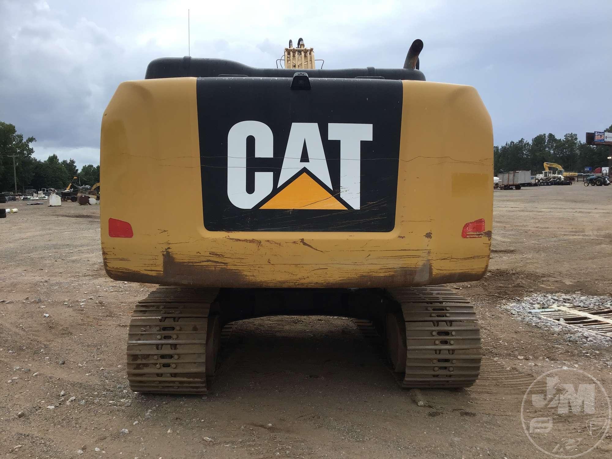 2014 CATERPILLAR 320E-2 HYDRAULIC EXCAVATOR SN: SXE01549