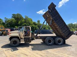 1990 GMC TOPKICK TANDEM AXLE DUMP TRUCK VIN: 1GDT7H4M6LJ610984