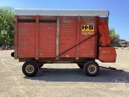 H&S XL-82 SN: A7389 FORAGE BOX