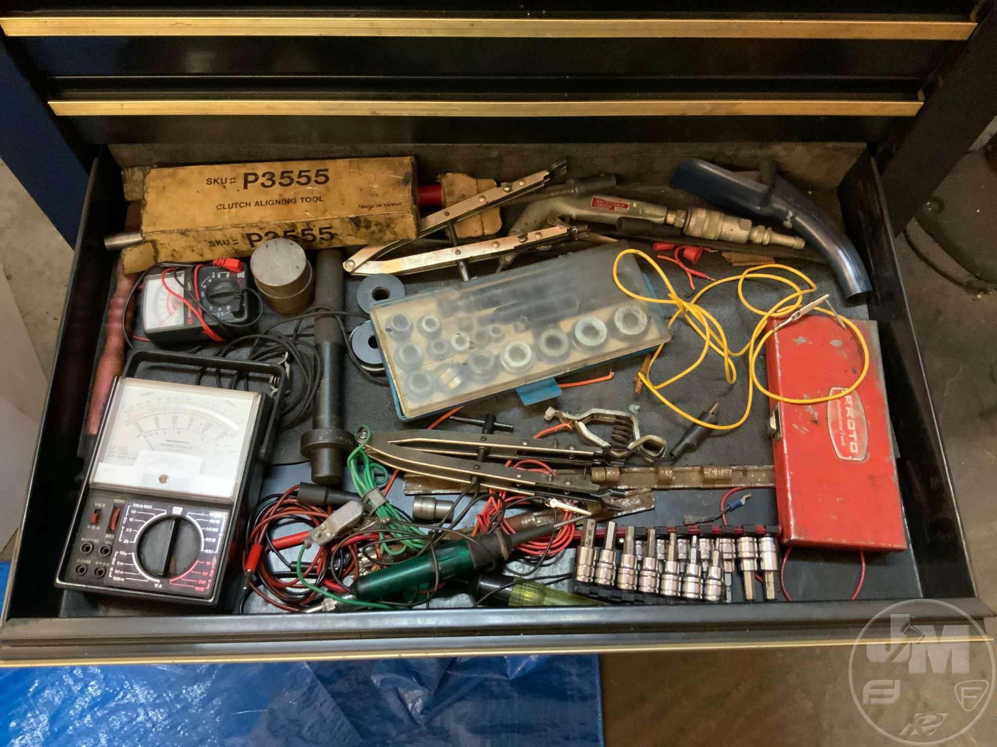 CRAFTSMAN TOOL BOX