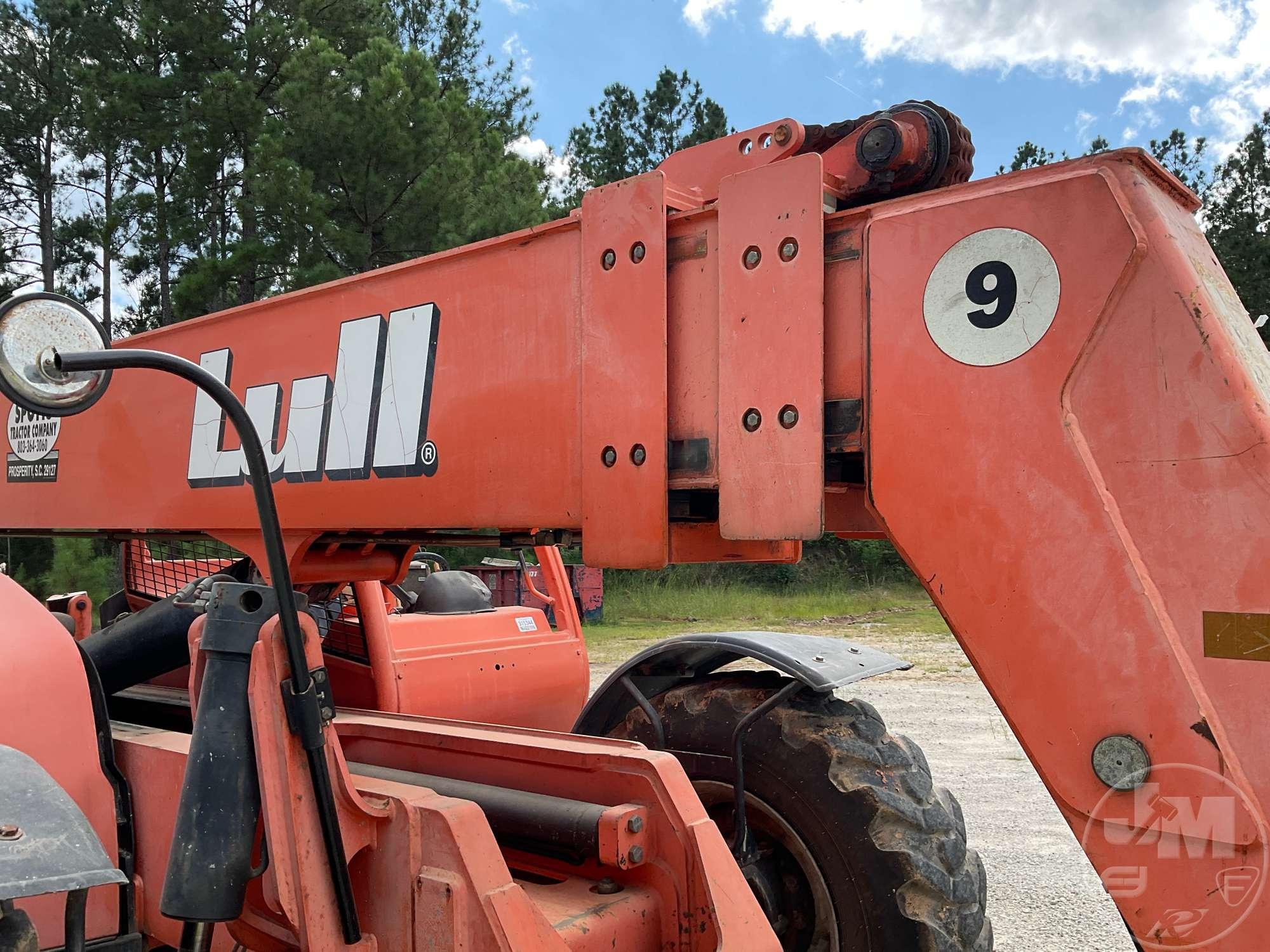 2006 LULL 944E-42 TELESCOPIC FORKLIFT SN: 0160017702