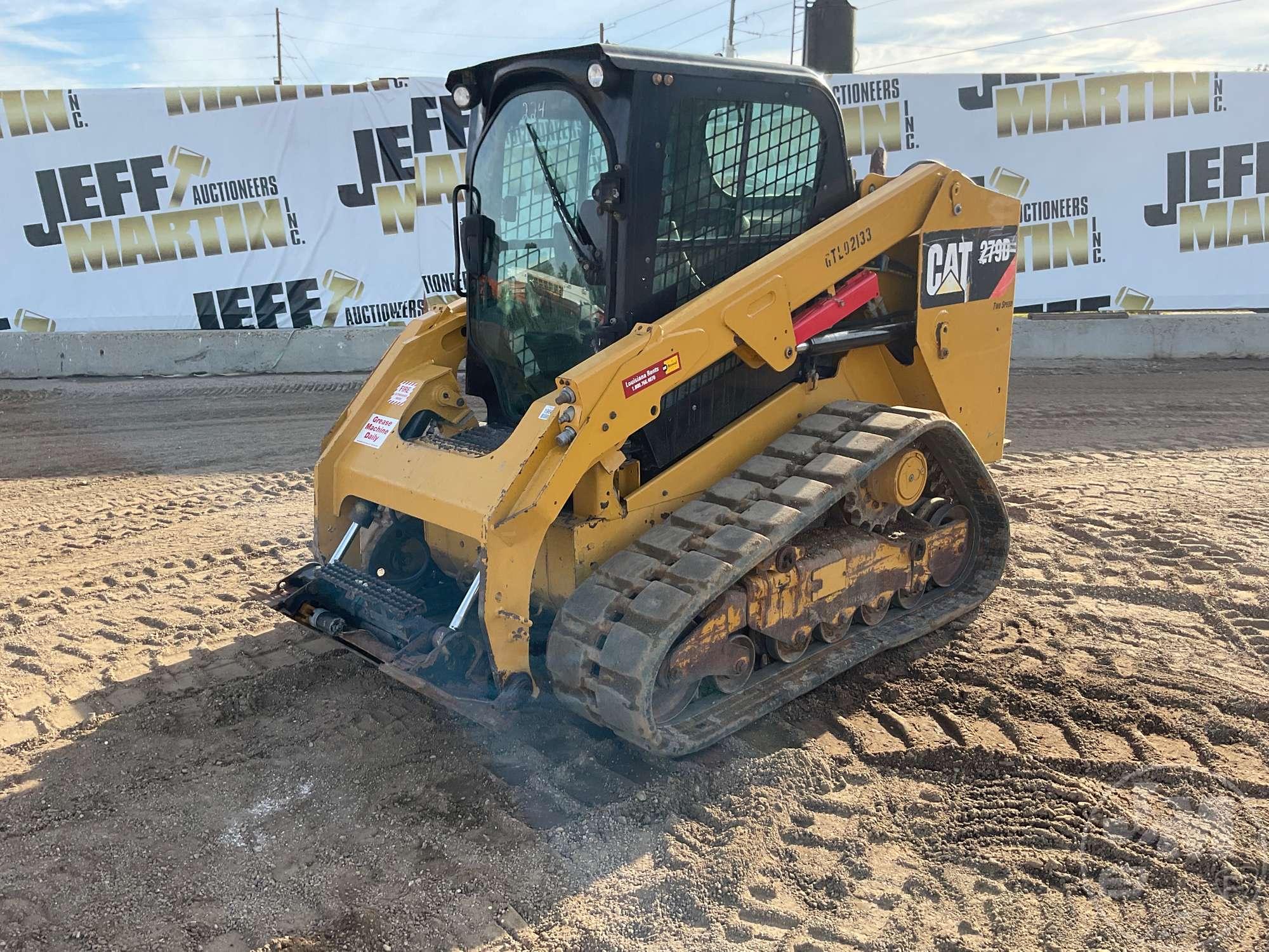 2015 CATERPILLAR MODEL 279D MULTI TERRAIN LOADER SN: GTL02133 CAB