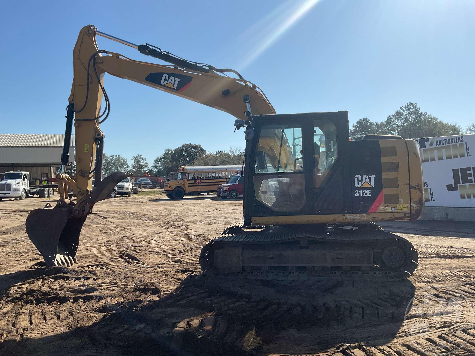 2013 CATERPILLAR 312E HYDRAULIC EXCAVATOR SN: PZL383