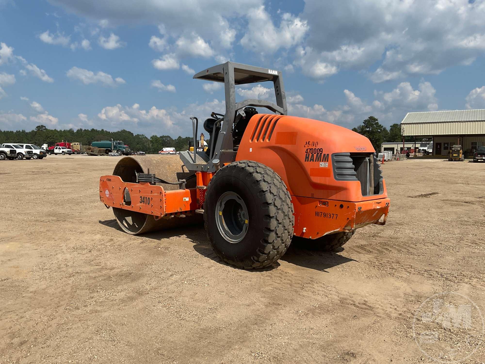 2011 HAMM 3410 SN: 3410/H179 SINGLE DRUM VIBRATORY ROLLER