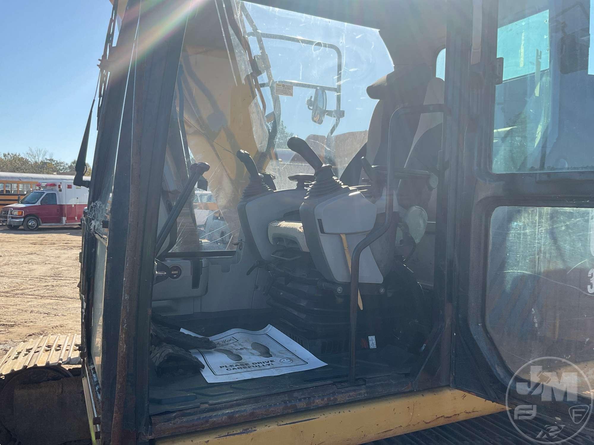 2013 CATERPILLAR 312E HYDRAULIC EXCAVATOR SN: PZL383