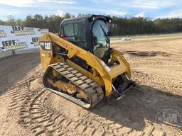 2015 CATERPILLAR MODEL 279D MULTI TERRAIN LOADER SN: GTL02133 CAB