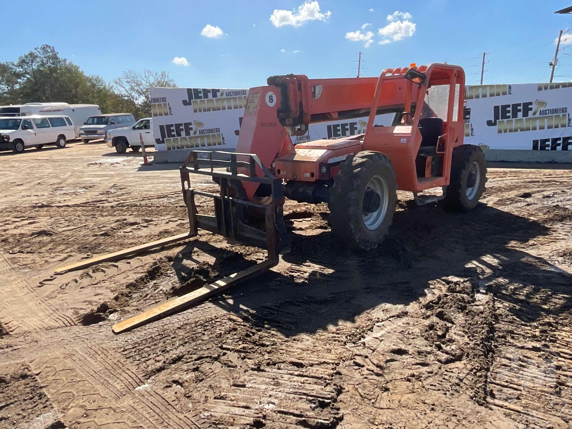 2012 JLG 8042 TELESCOPIC FORKLIFT SN: 0160044681