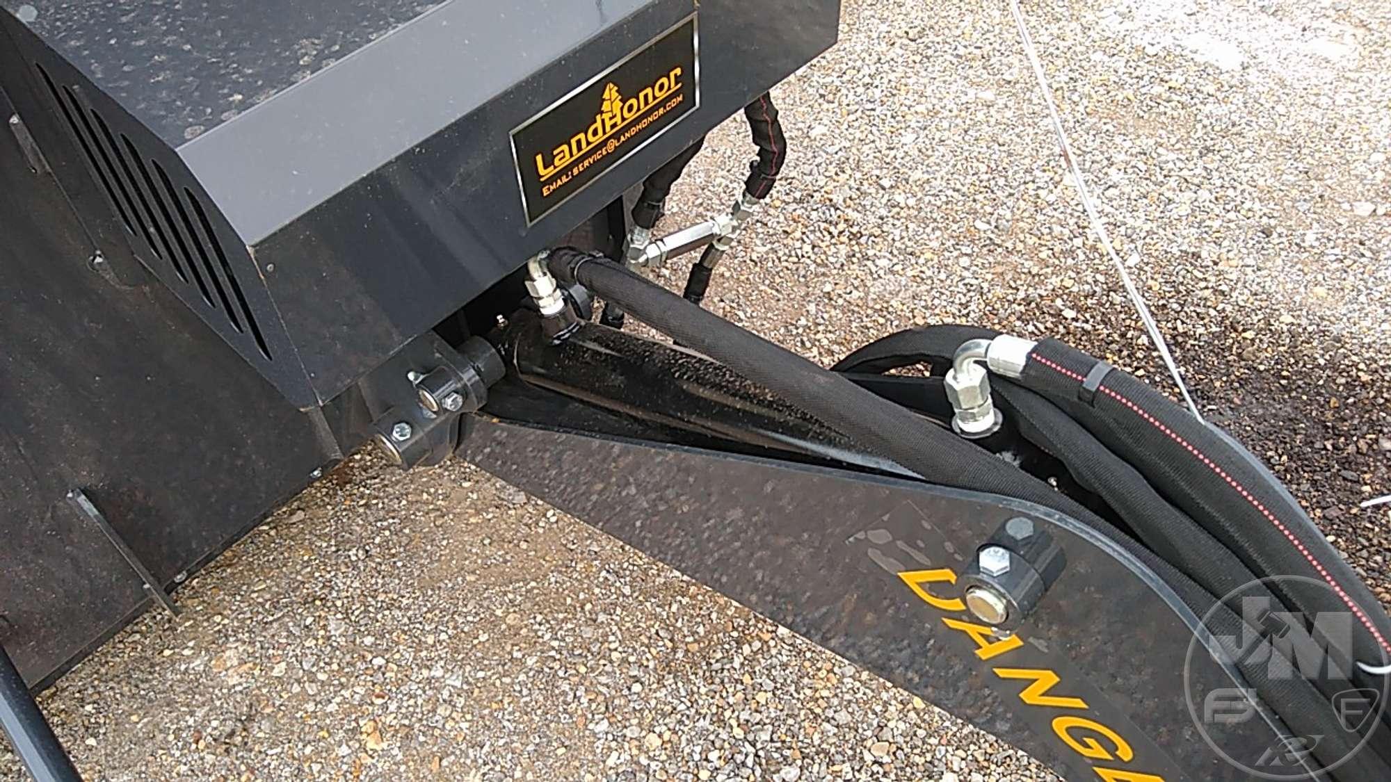 LANDHONOR HYDRAULIC SIDE ARM MOWER