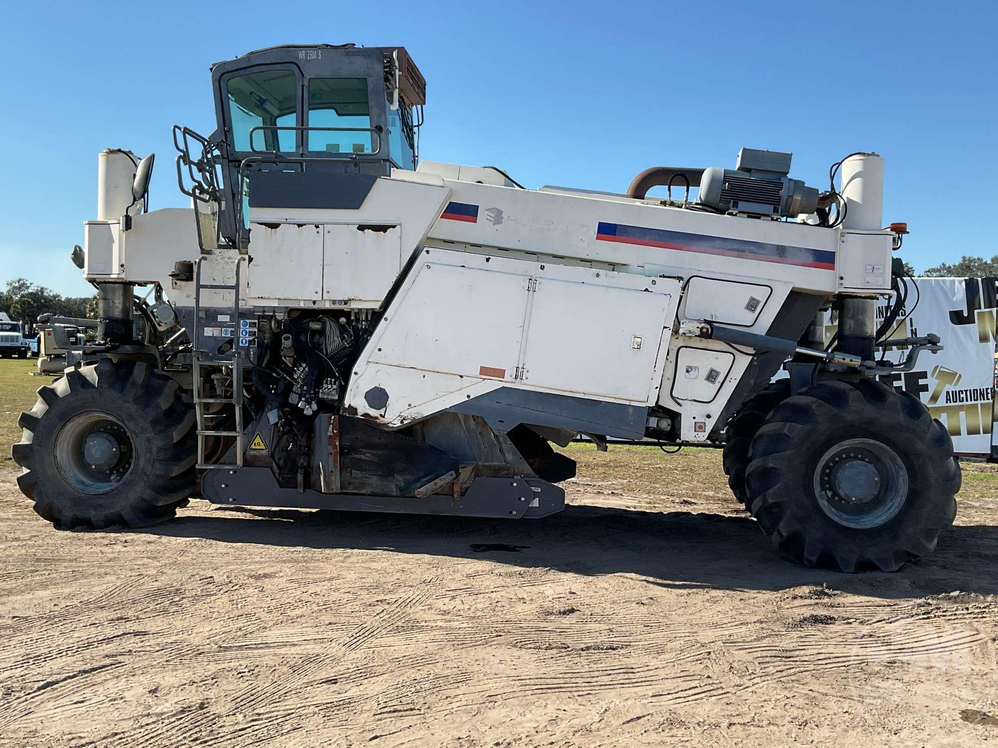 2007 WIRTGEN WR2500S SN: 04.WR.0232 RECLAIMER/SOIL STABLIZER