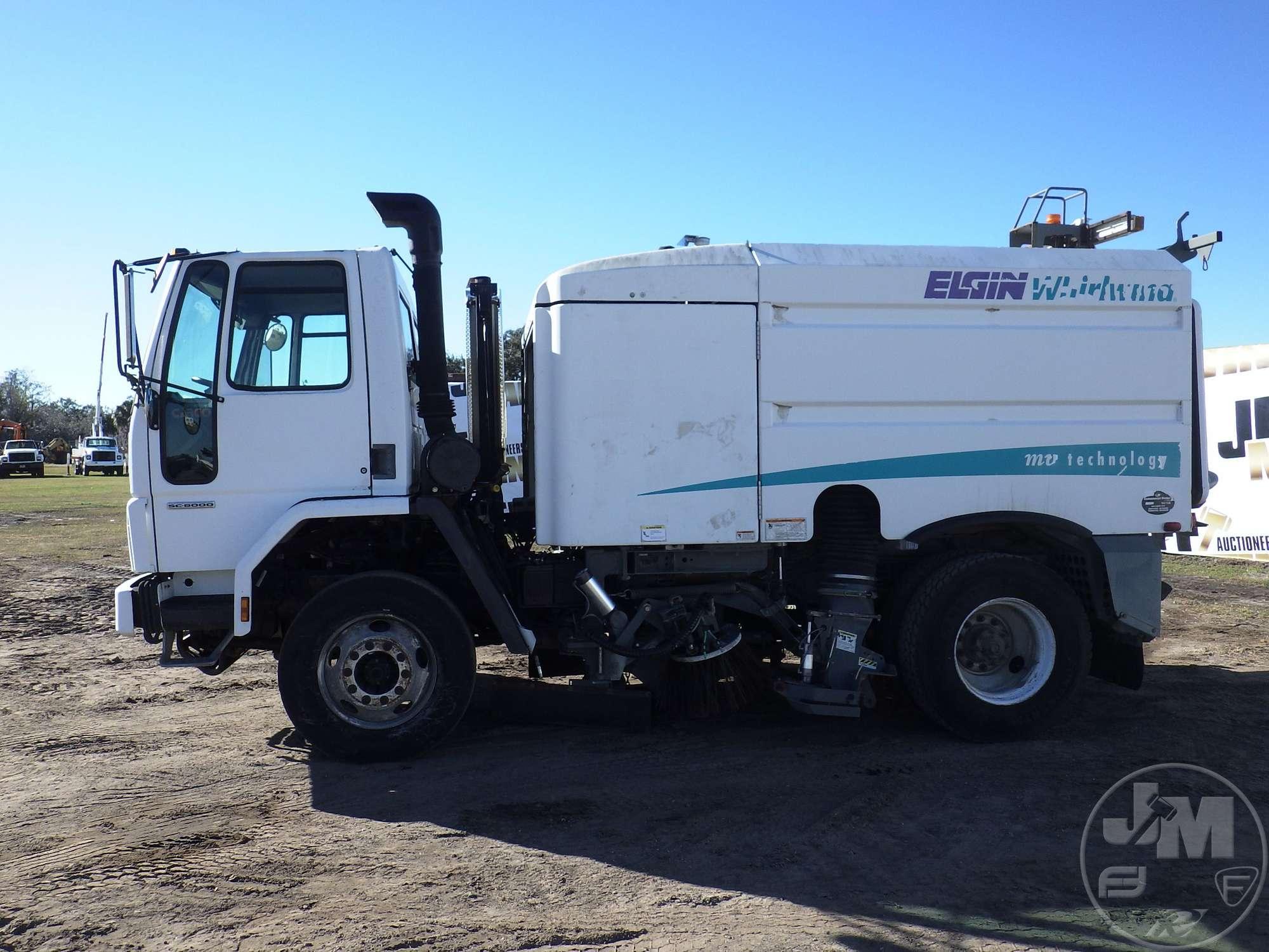 2003 STERLING TRUCK SC8000 VIN: 49HAADBV73DL71475 SINGLE AXLE SWEEPER TRUCK