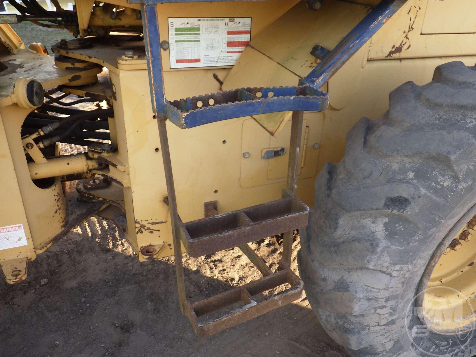 1995 KOMATSU WA120-1 WHEEL LOADER SN: A20347