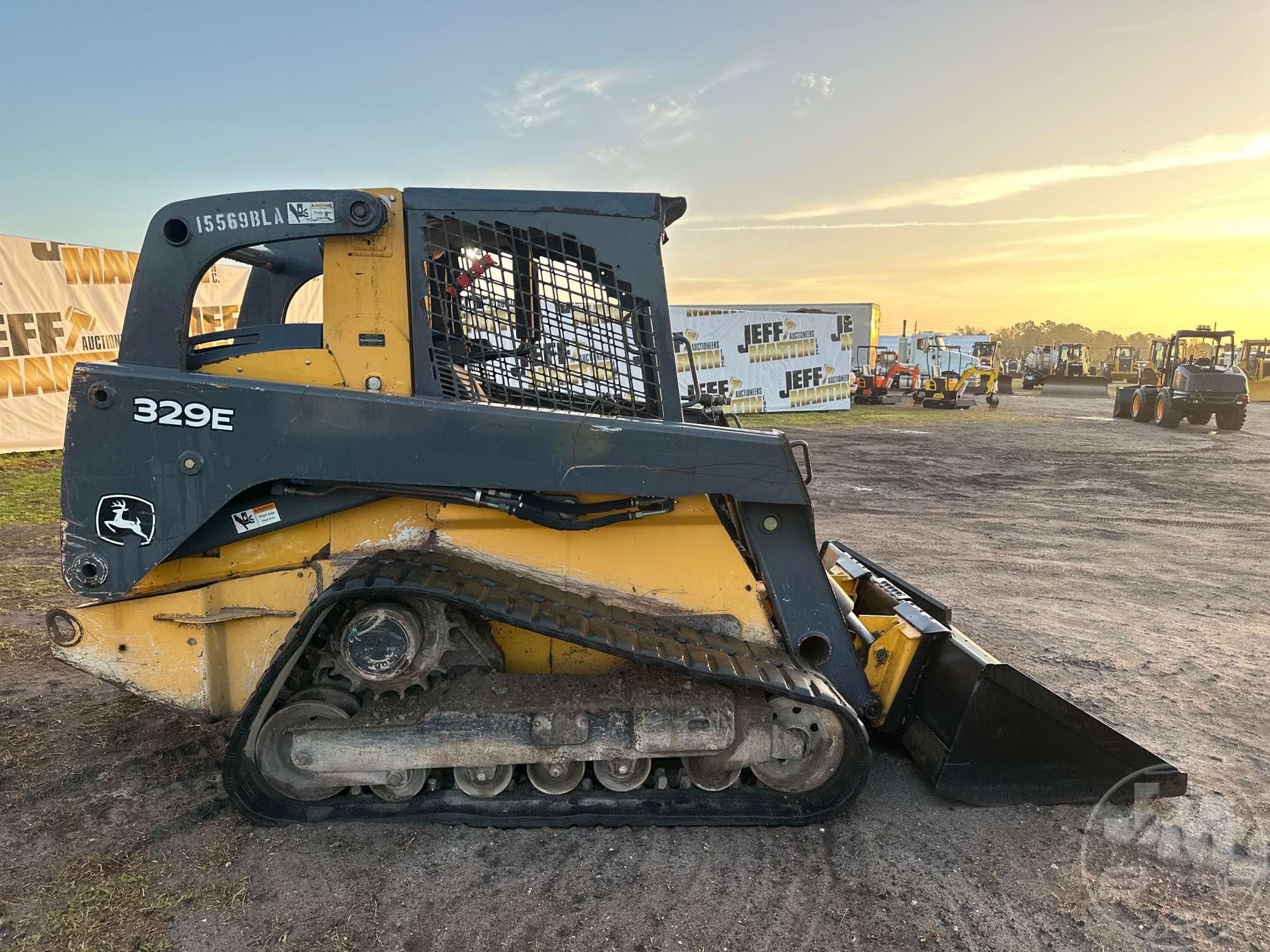 DEERE MODEL 329E MULTI TERRAIN LOADER SN: 266638 CANOPY