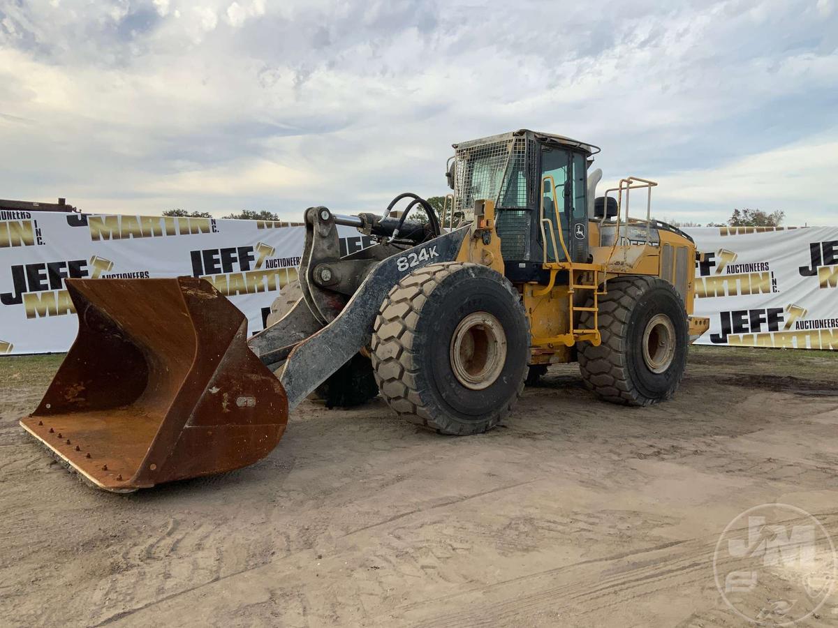 2011 DEERE 824K WHEEL LOADER SN: 1DW824KXCA0632788