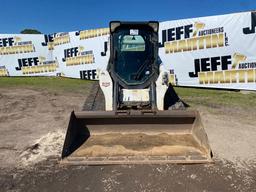 BOBCAT MODEL T750 MULTI TERRAIN LOADER SN: ANKA14144 CAB