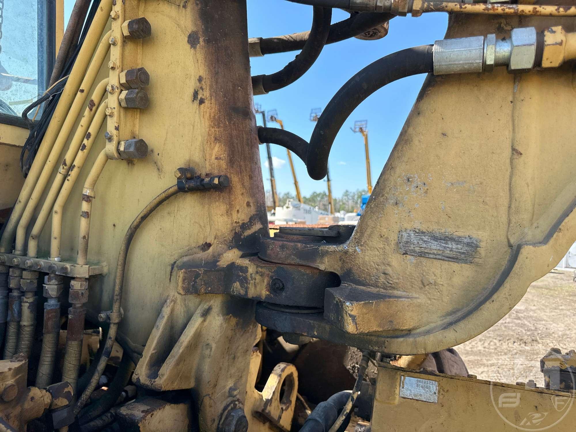 1997 CATERPILLAR 613CII WATER WAGON SN: 8LJ01528