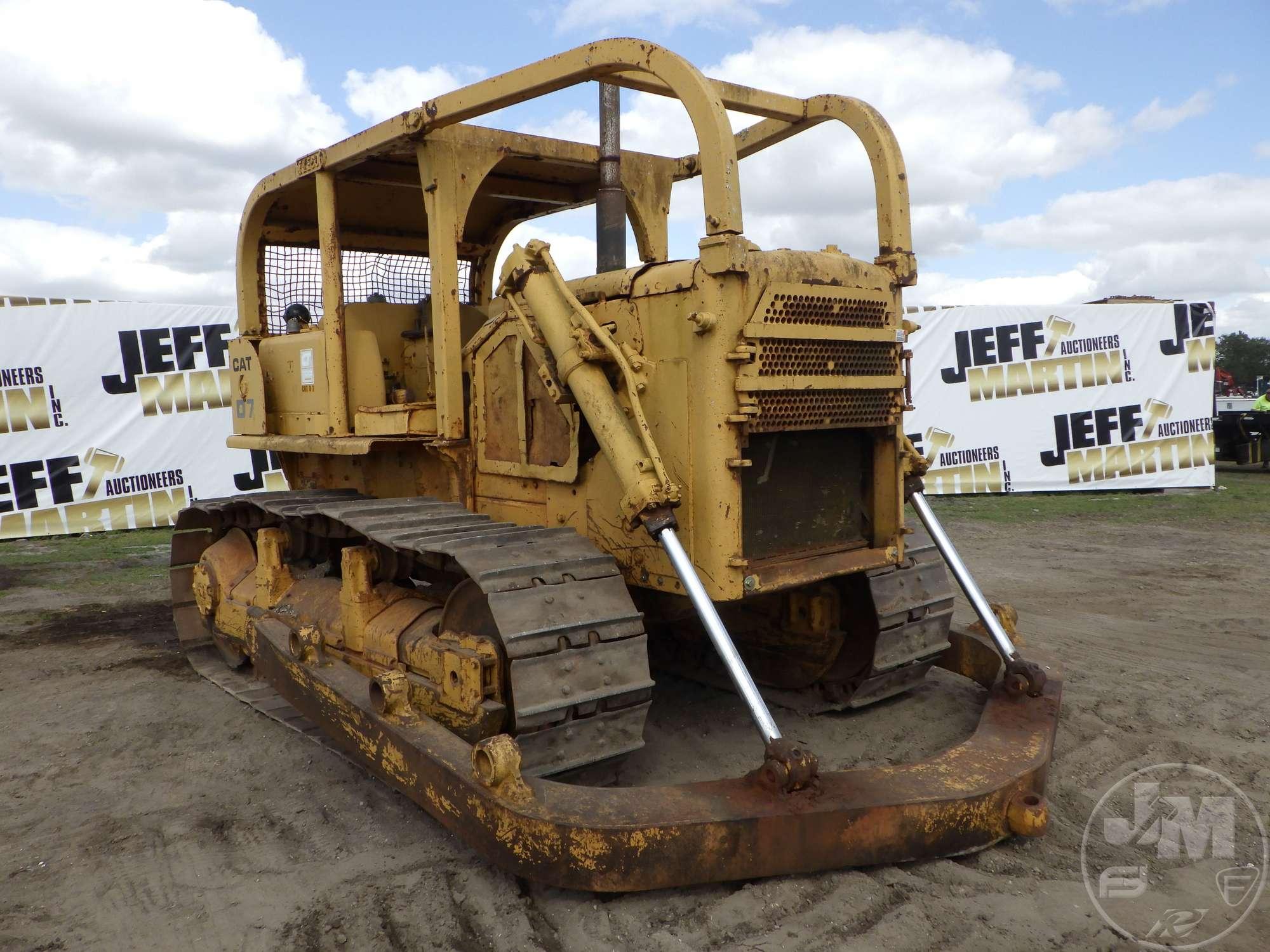 1969 CATERPILLAR D7E SN: 48A12273 CRAWLER TRACTOR CANOPY