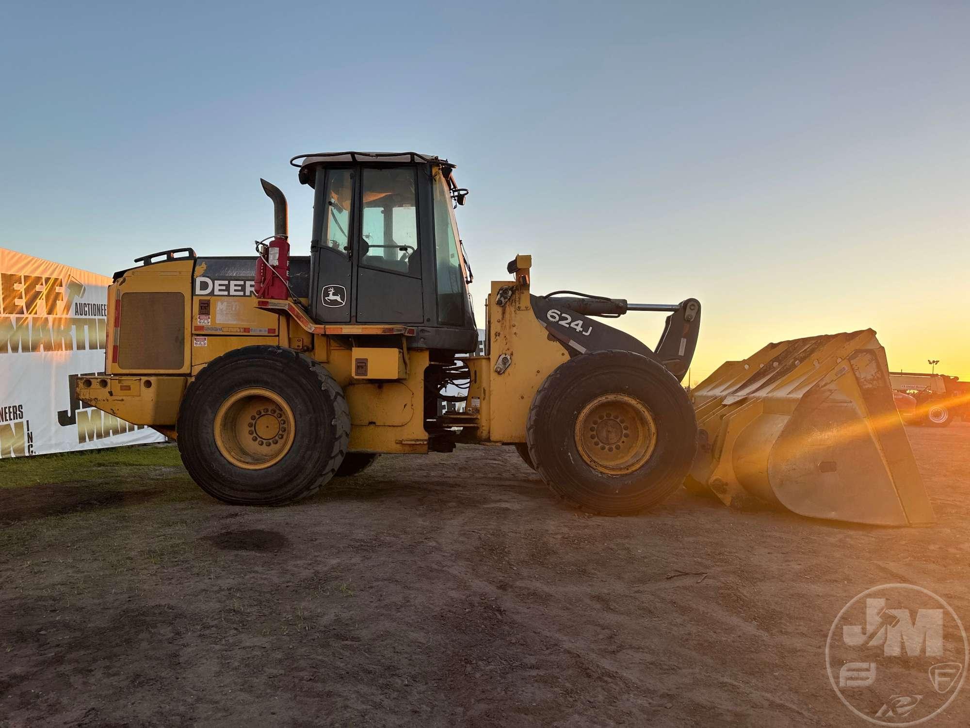 2006 JOHN DEERE 624J WHEEL LOADER SN: DW62461JZ0133