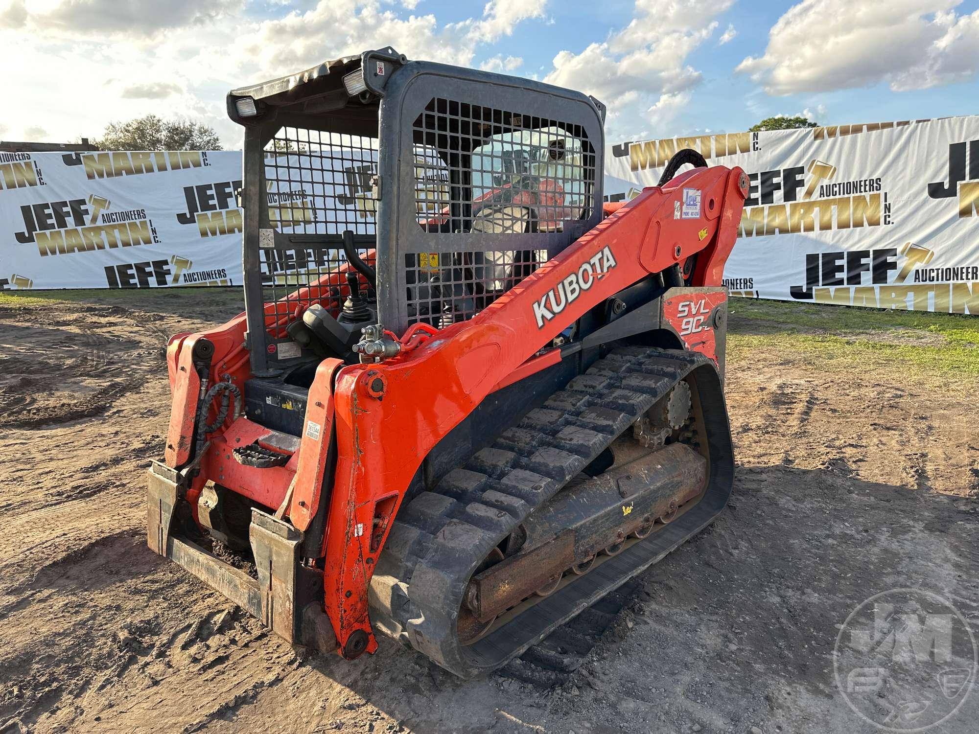 KUBOTA MODEL SVL 90-2 MULTI TERRAIN LOADER SN: 1103735 CANOPY