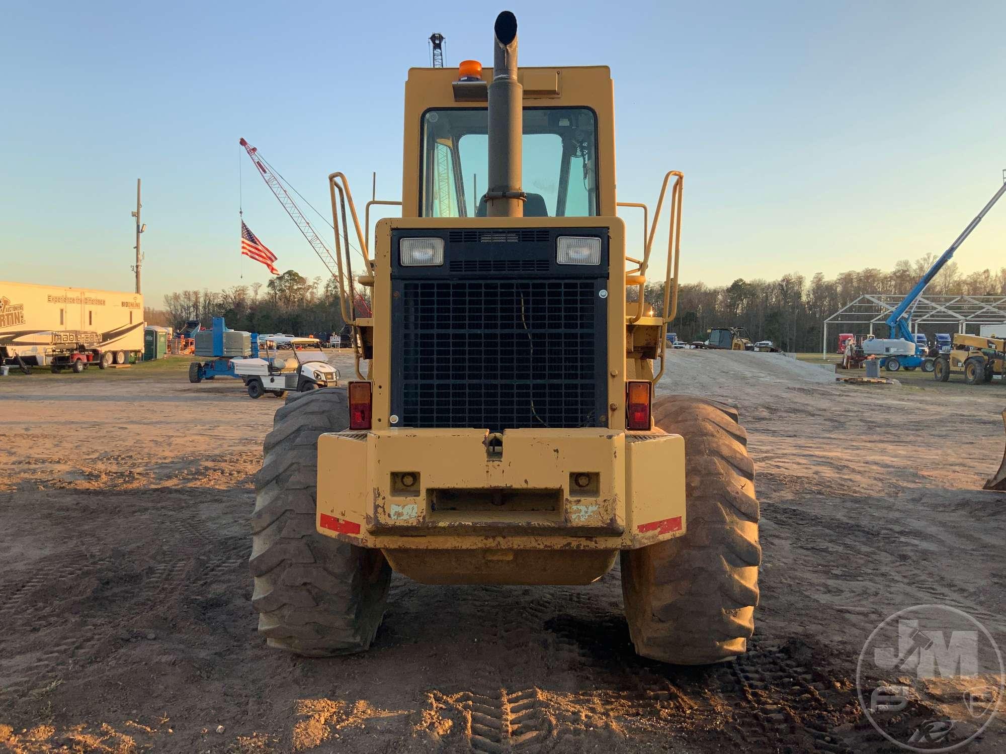 1988 KOMATSU WA250-1L WHEEL LOADER SN: 10345