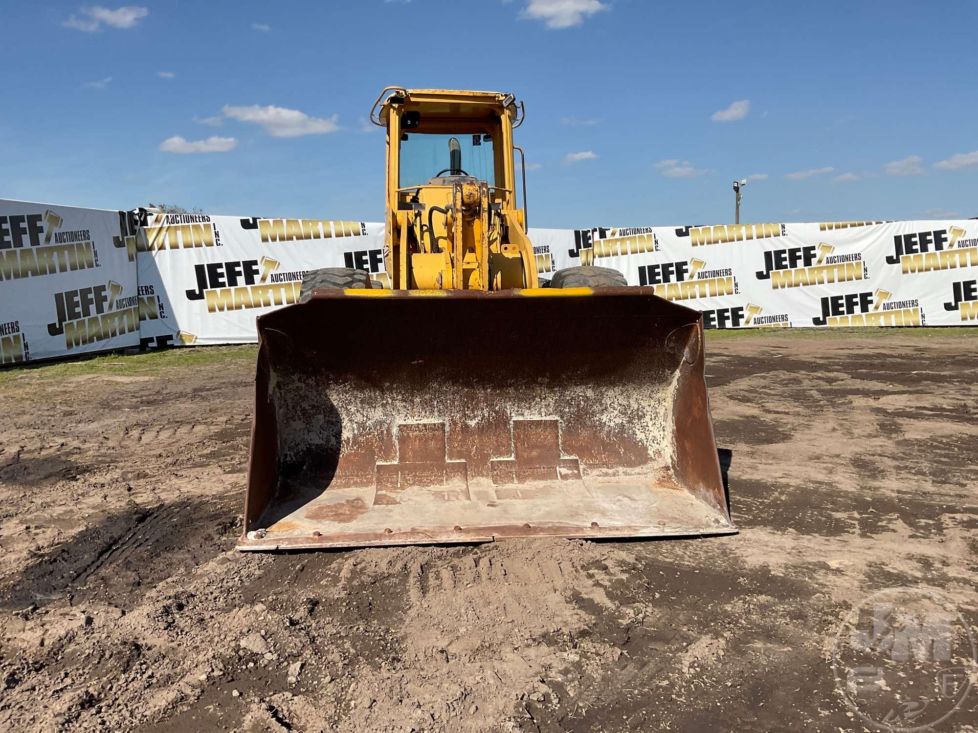 JOHN DEERE 644-H WHEEL LOADER