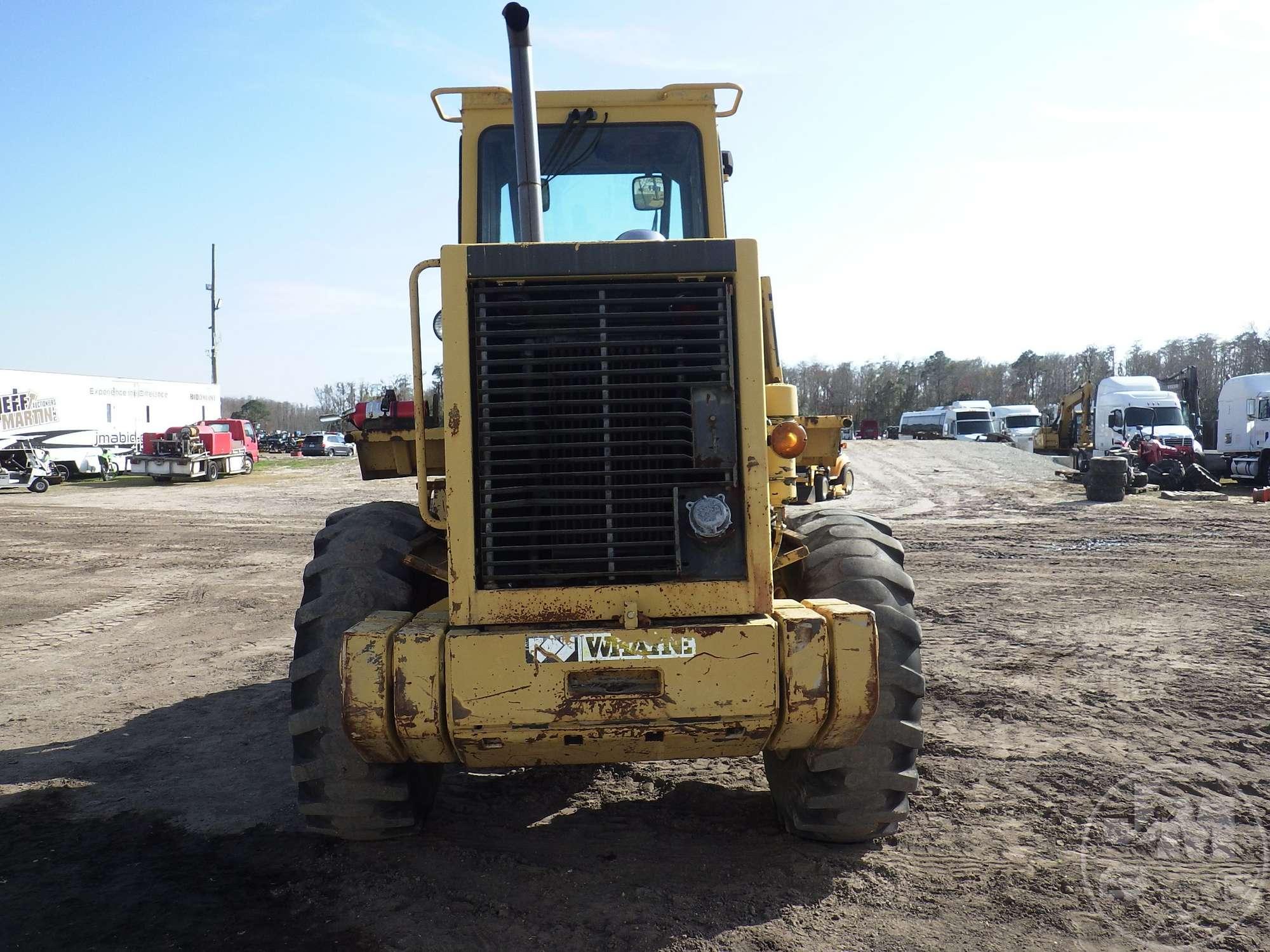 1990 CATERPILLAR IT18B WHEEL LOADER SN: 4ZD00806