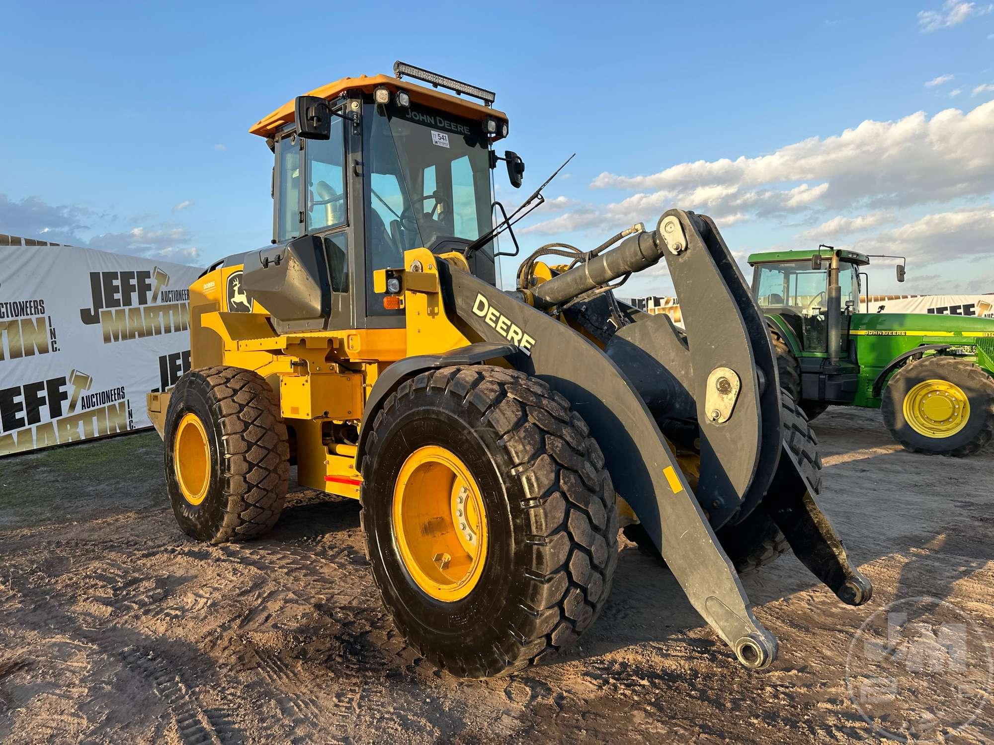 DEERE 624L WHEEL LOADER SN: 1DW624LZALF706115