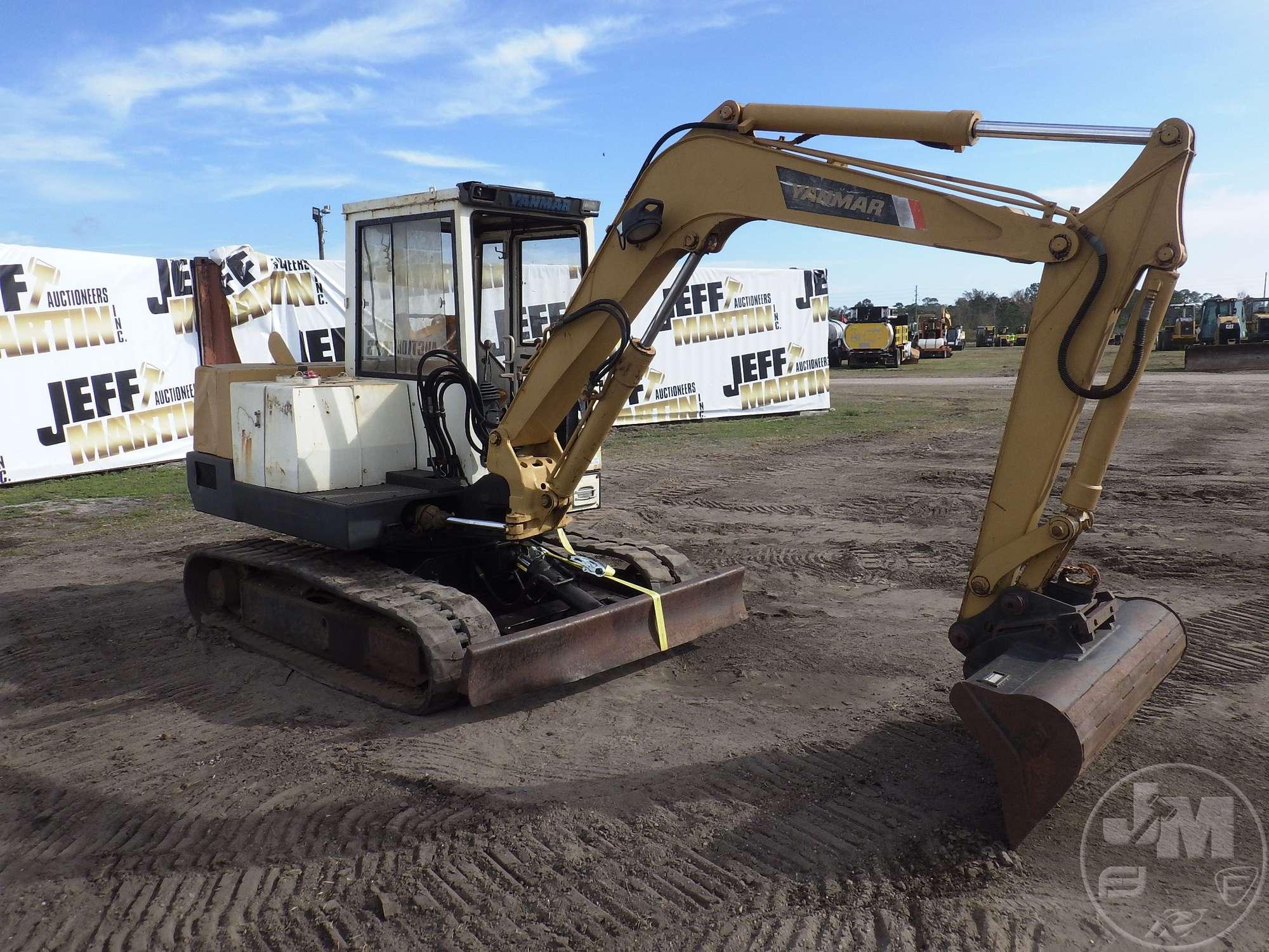 YANMAR YB451-2UZ MINI EXCAVATOR SN: 20684