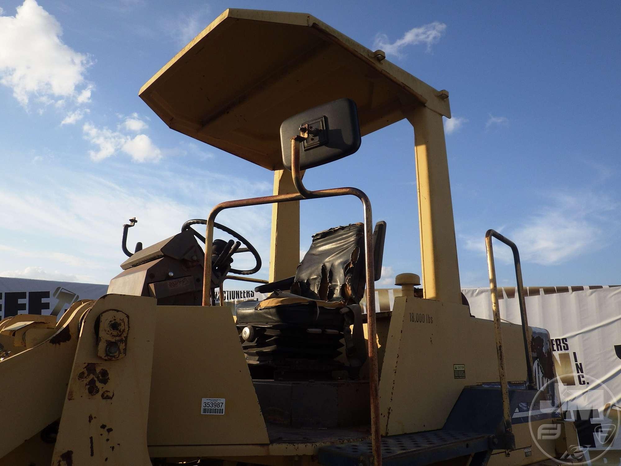 1995 KOMATSU WA120-1 WHEEL LOADER SN: A20347