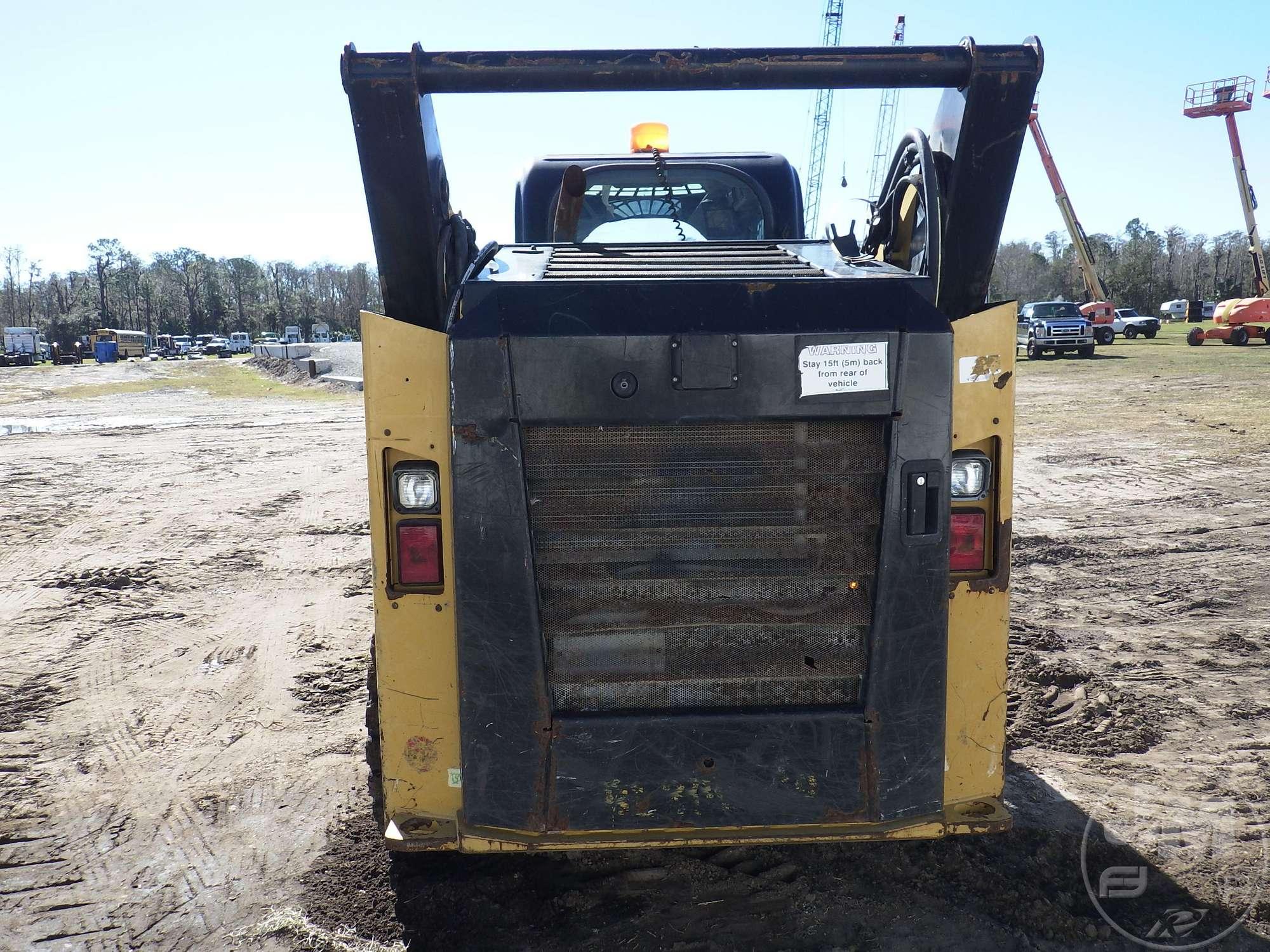 2019 CATERPILLAR 272D2 SKID STEER SN: CAT0272DVBL201258 CAB