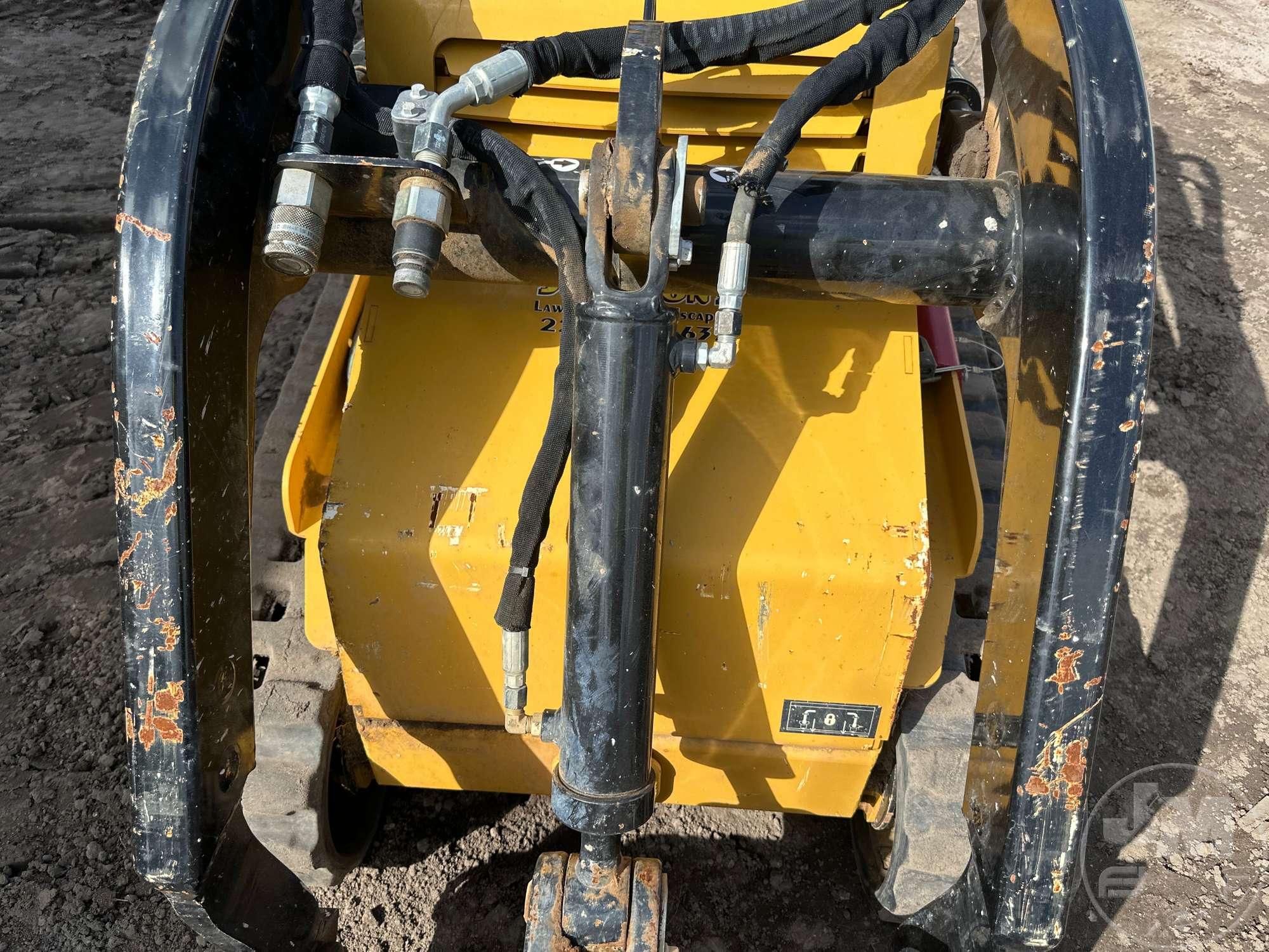 2022 VERMEER MODEL S450TX MULTI TERRAIN LOADER SN: 1VRD060BEN1002202