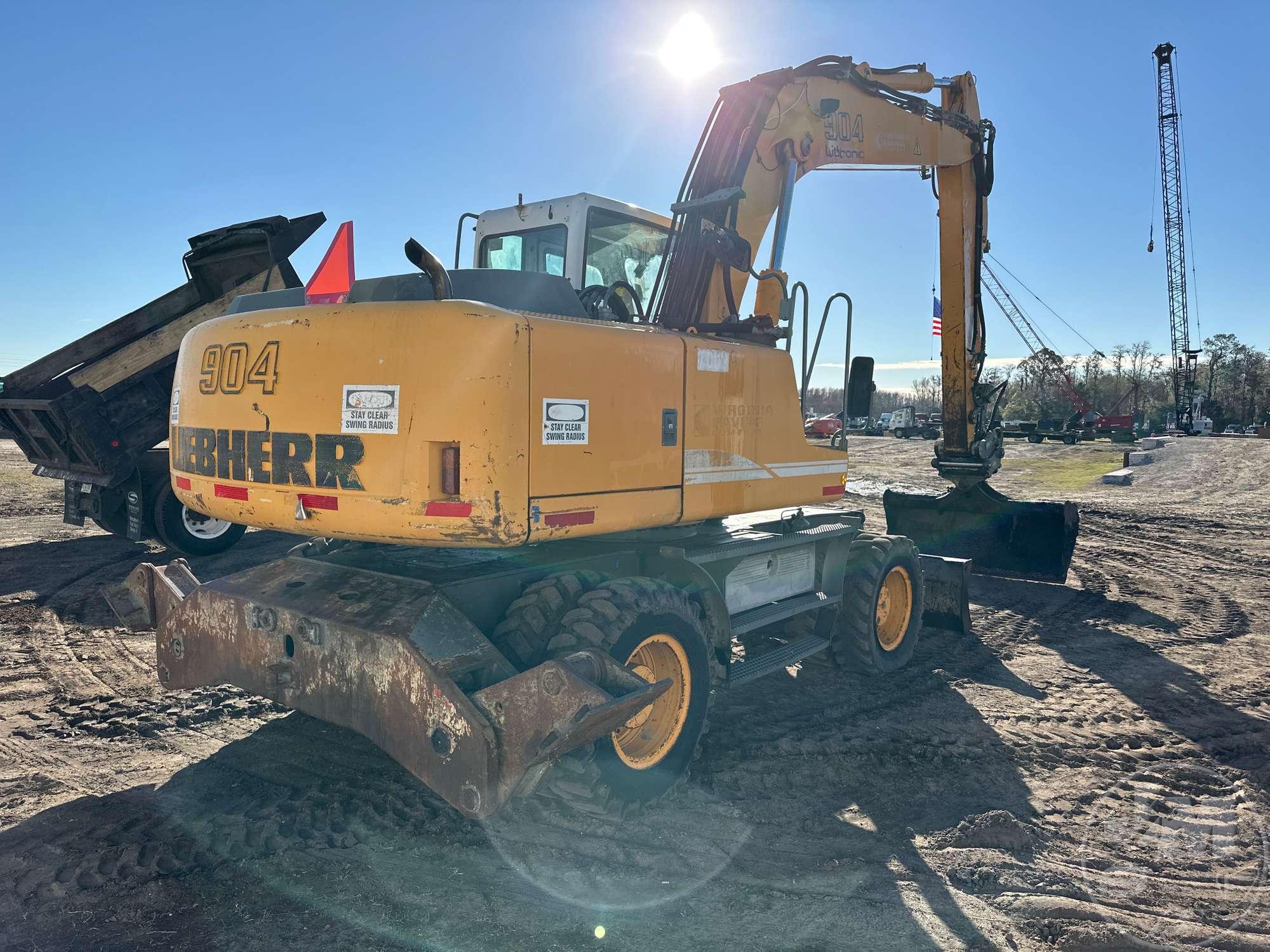 2007 LIEBHERR A904C MOBILE EXCAVATOR SN: WLHZ0441CZK027986