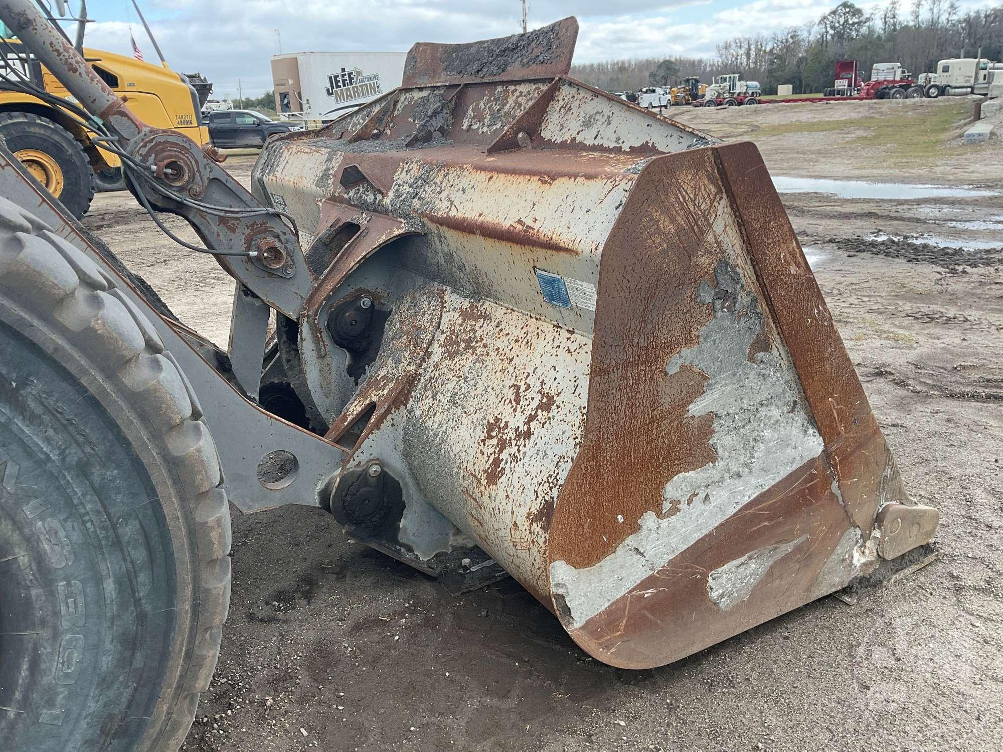 2013 VOLVO L180G WHEEL LOADER SN: L180GL00019534