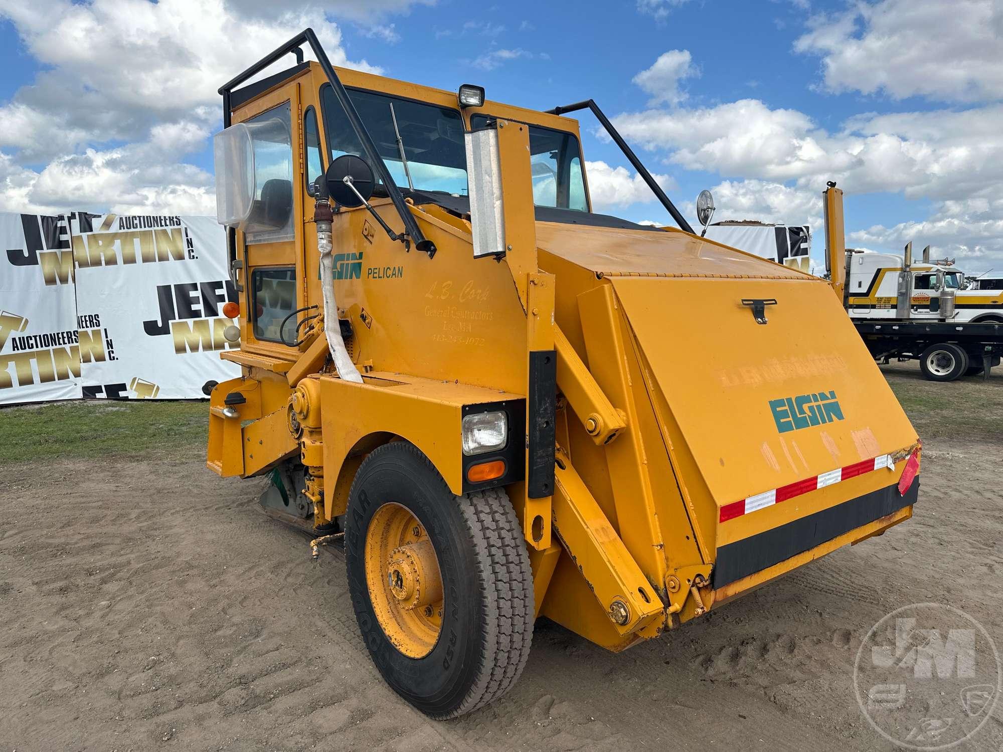 1999 ELGIN PELICAN VIN: S8693D S SWEEPER TRUCK