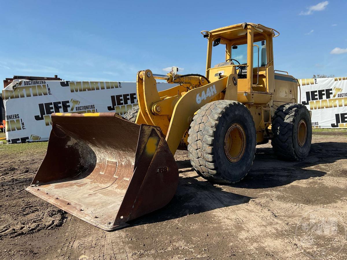 JOHN DEERE 644-H WHEEL LOADER