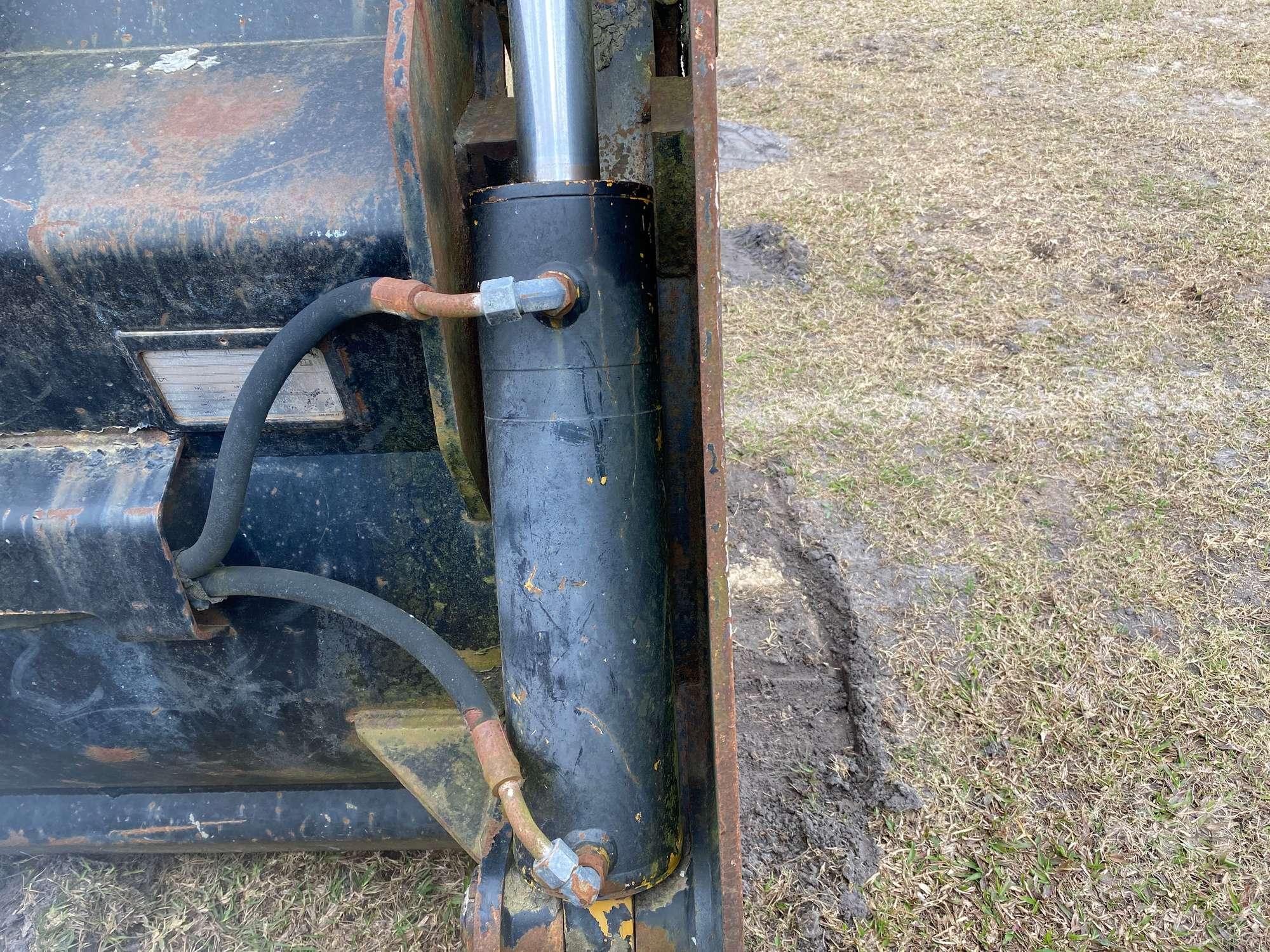 CATERPILLAR WHEEL LOADER BUCKET