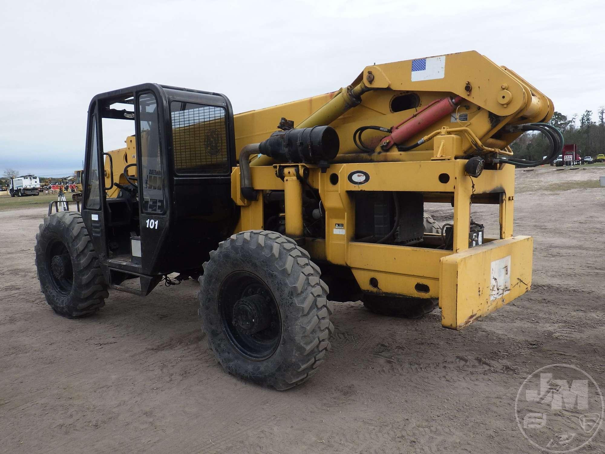 1995 LULL HIGHLANDER 844C-42 TELESCOPIC FORKLIFT SN: 99W21P22-2057