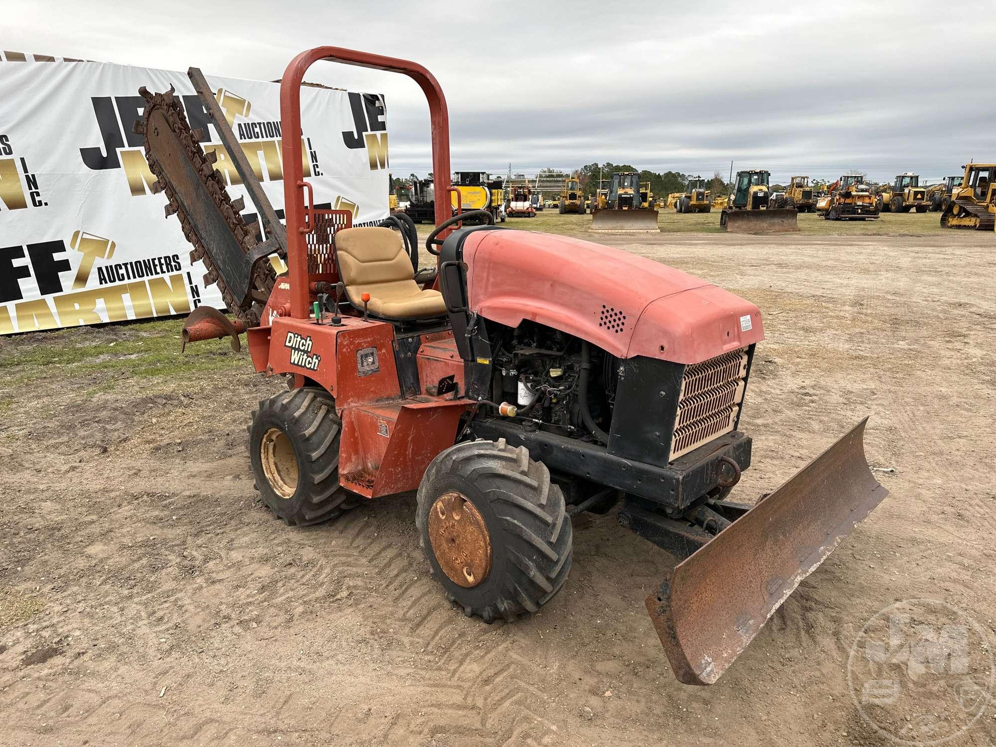 2005 DITCH WITCH RT40 TRENCHER SN: 320346