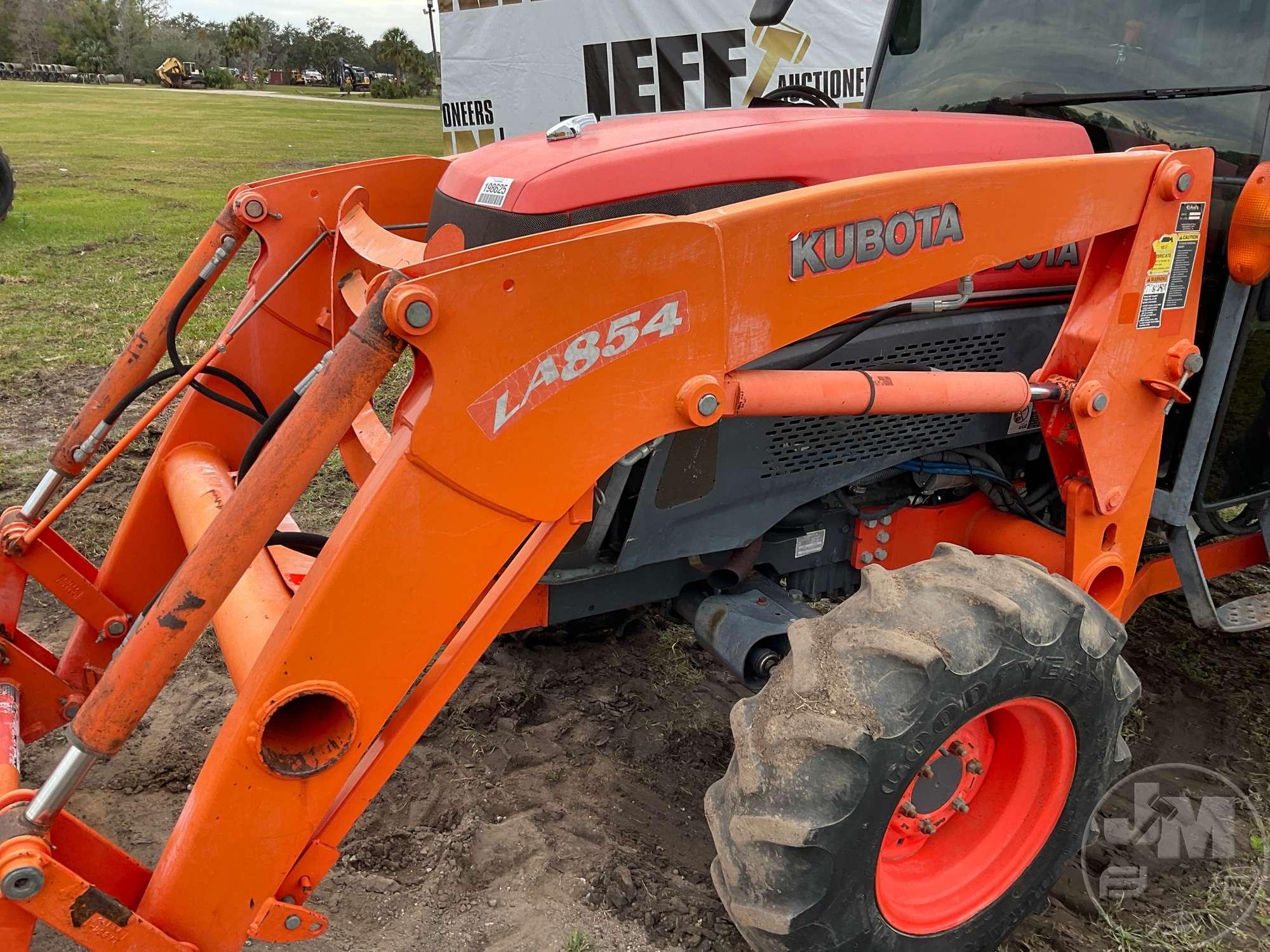 2012 KUBOTA L5740D 4X4 TRACTOR W/ LOADER SN: 73498