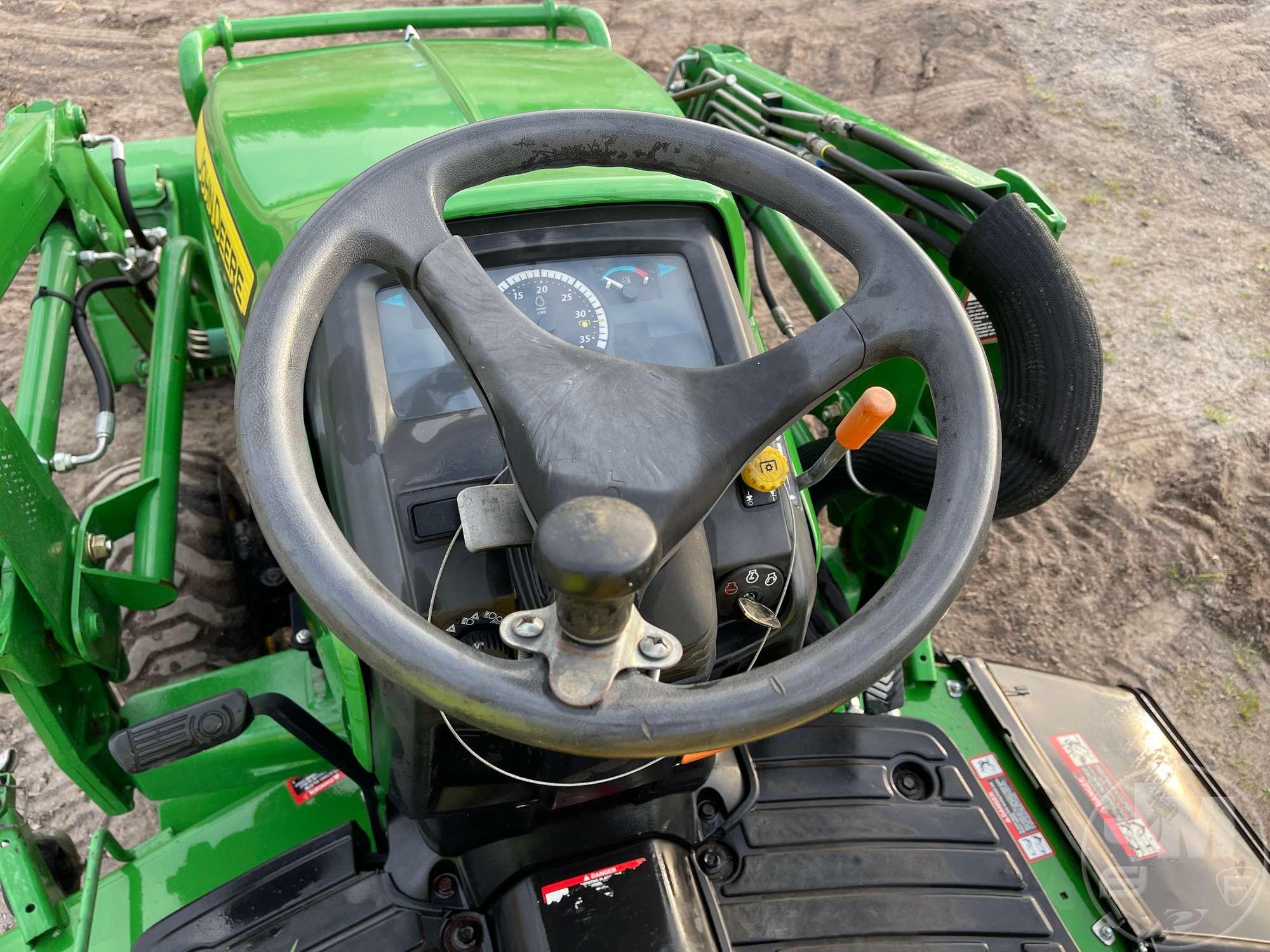 2017 JOHN DEERE 1025R 4X4 TRACTOR W/ LOADER SN: 1LV1025RTHH133741