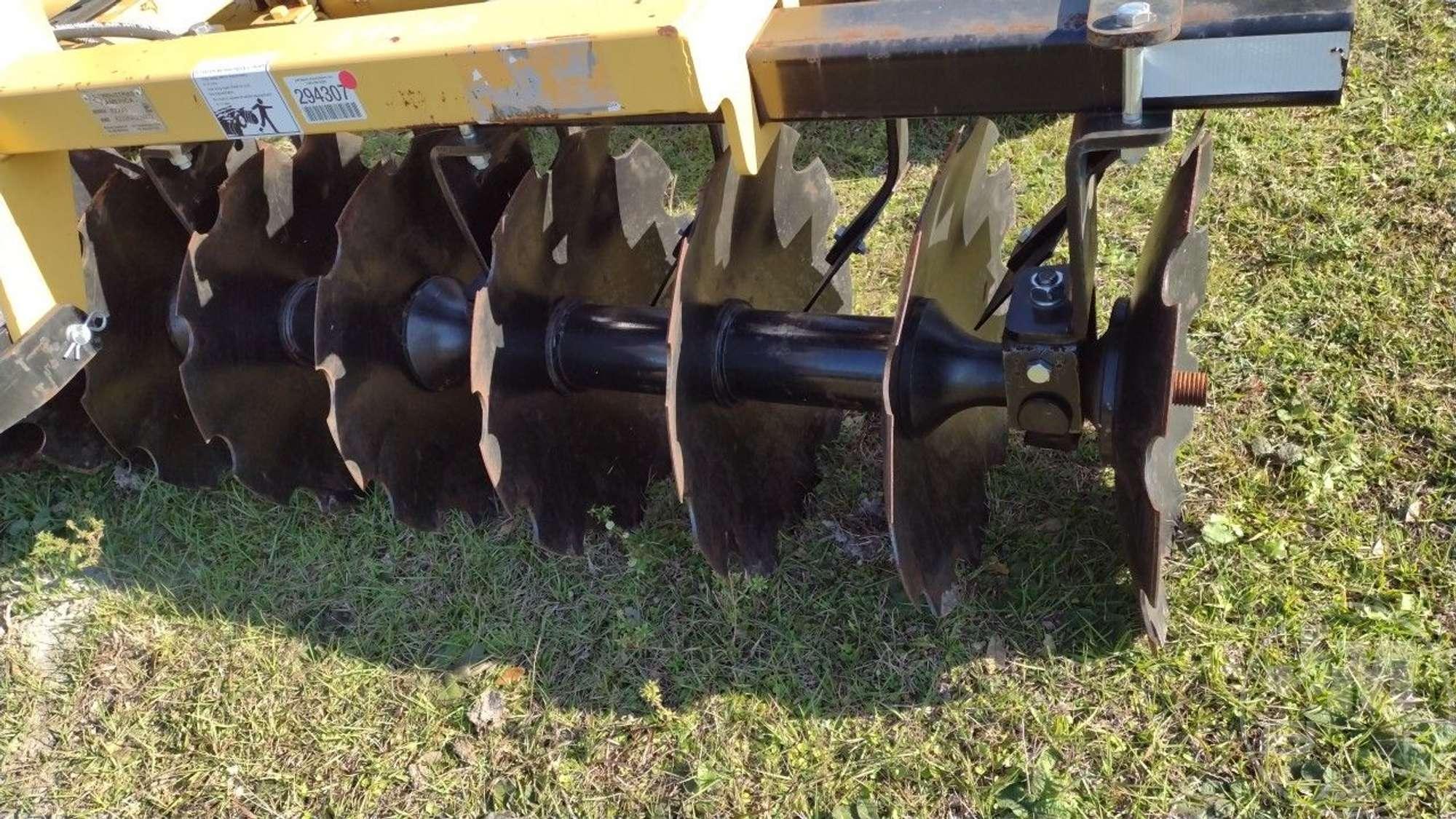 INDUSTRIAS AMERICA R2228 OFFSET DISC HARROW SN: R222820226272