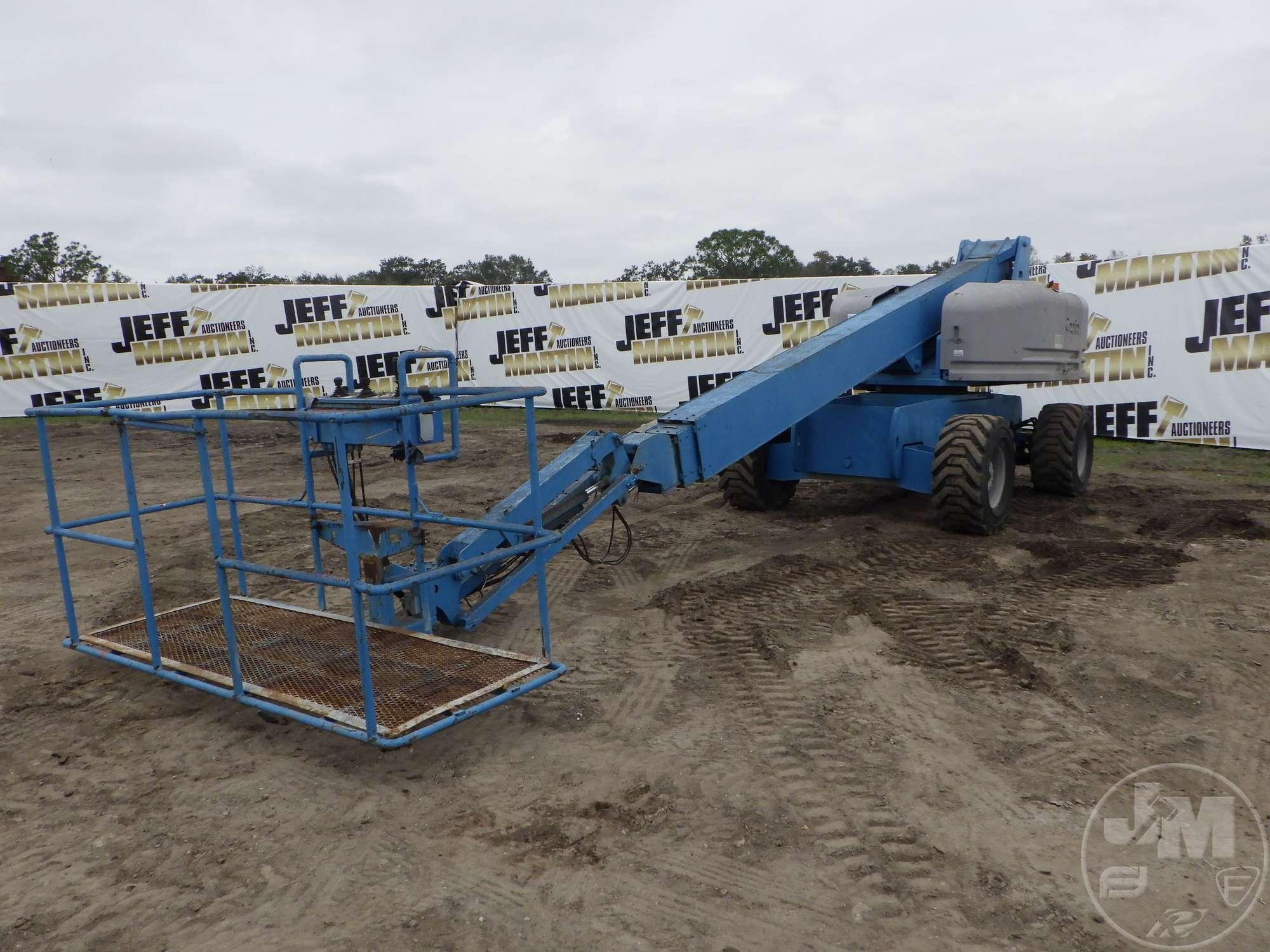 2000 GENIE S65 65' 4X4 BOOM LIFT SN: S60-5689