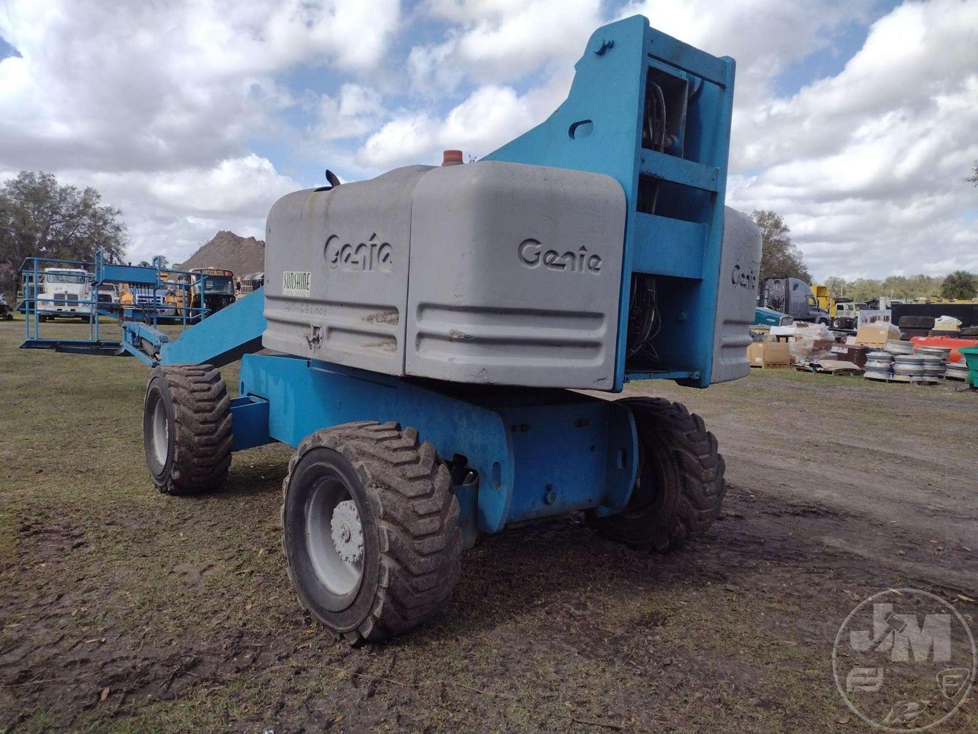 2000 GENIE S65 65' 4X4 BOOM LIFT SN: S60-5689