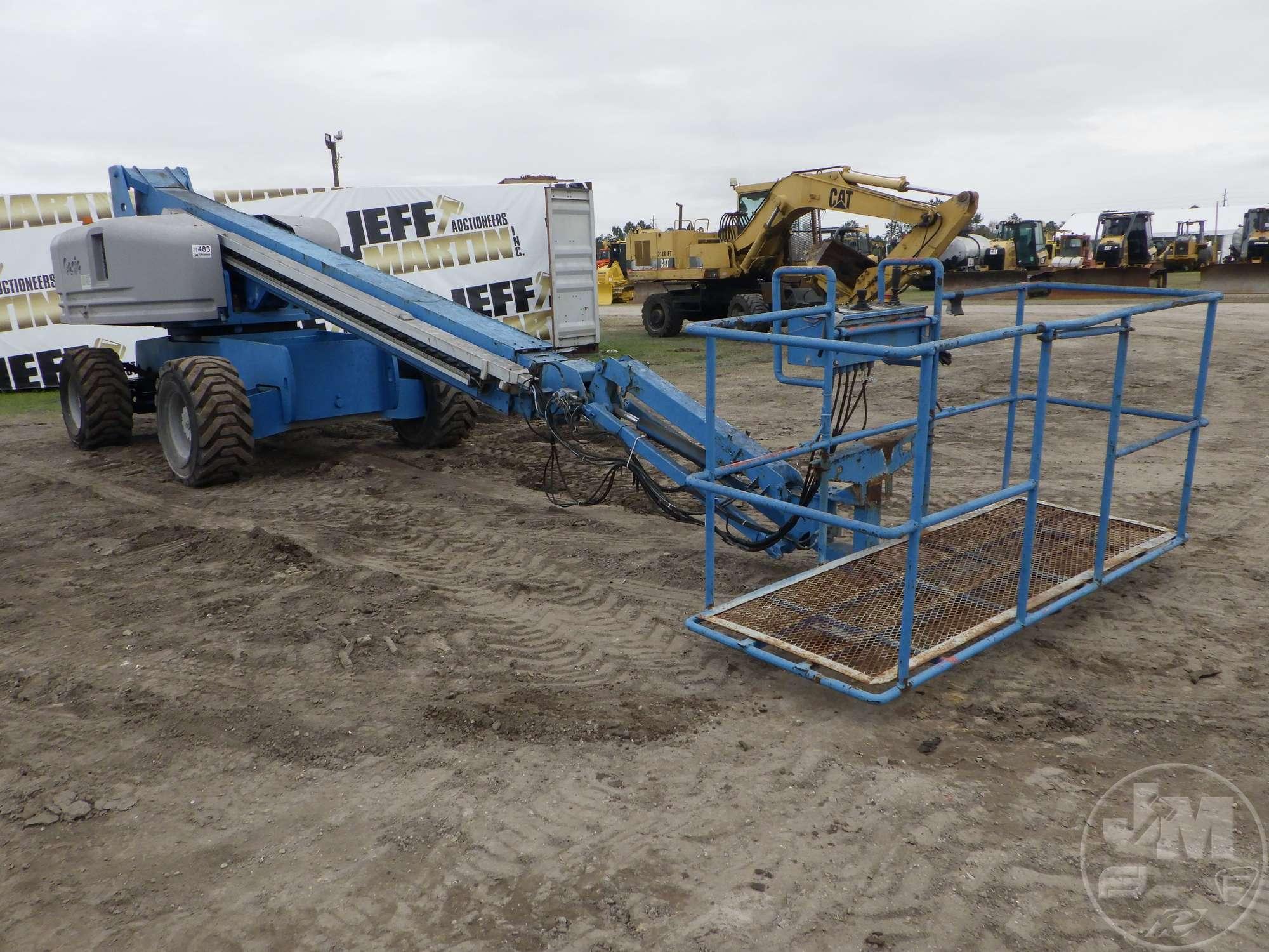 2000 GENIE S65 65' 4X4 BOOM LIFT SN: S60-5689