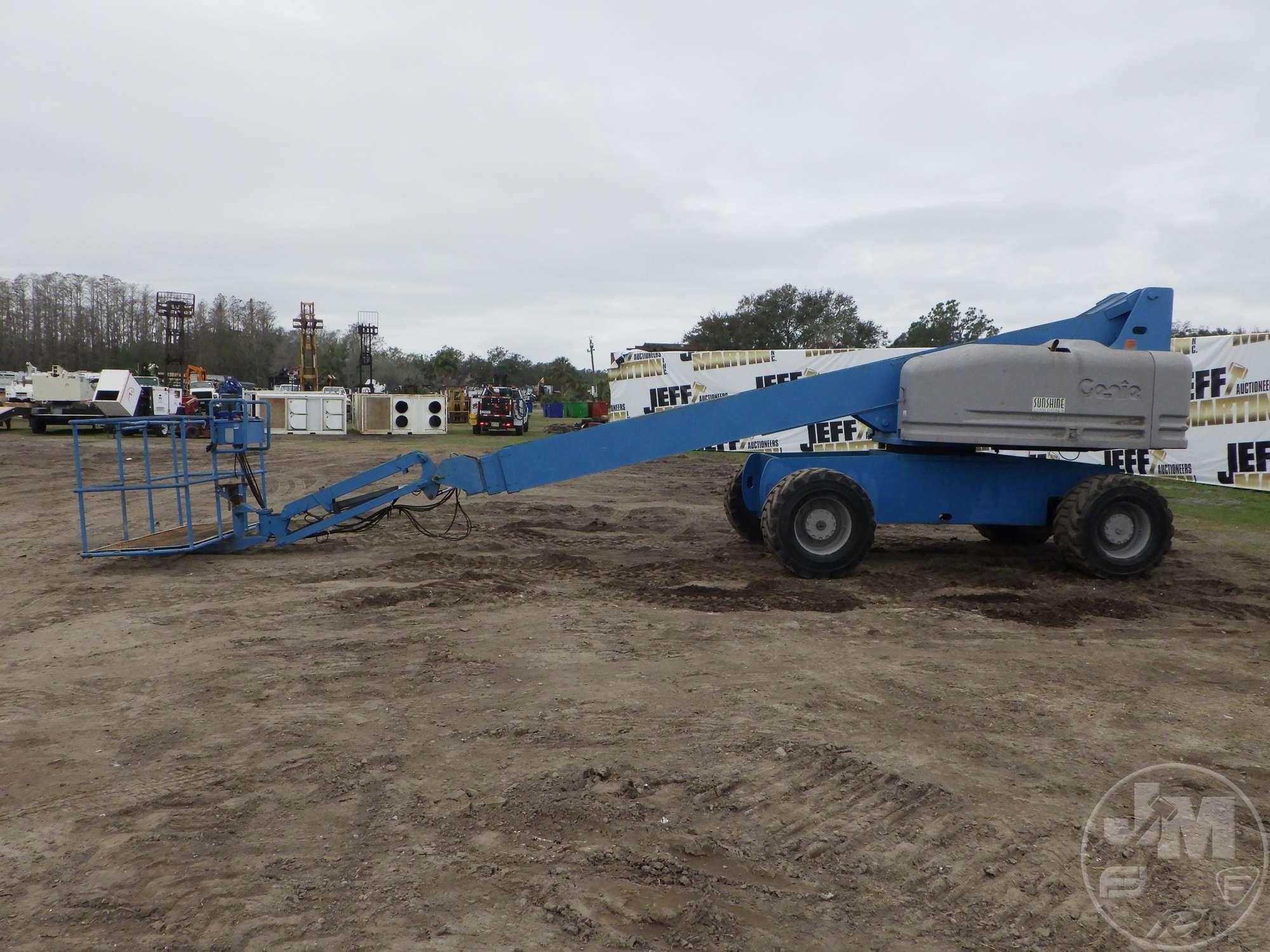 2000 GENIE S65 65' 4X4 BOOM LIFT SN: S60-5689