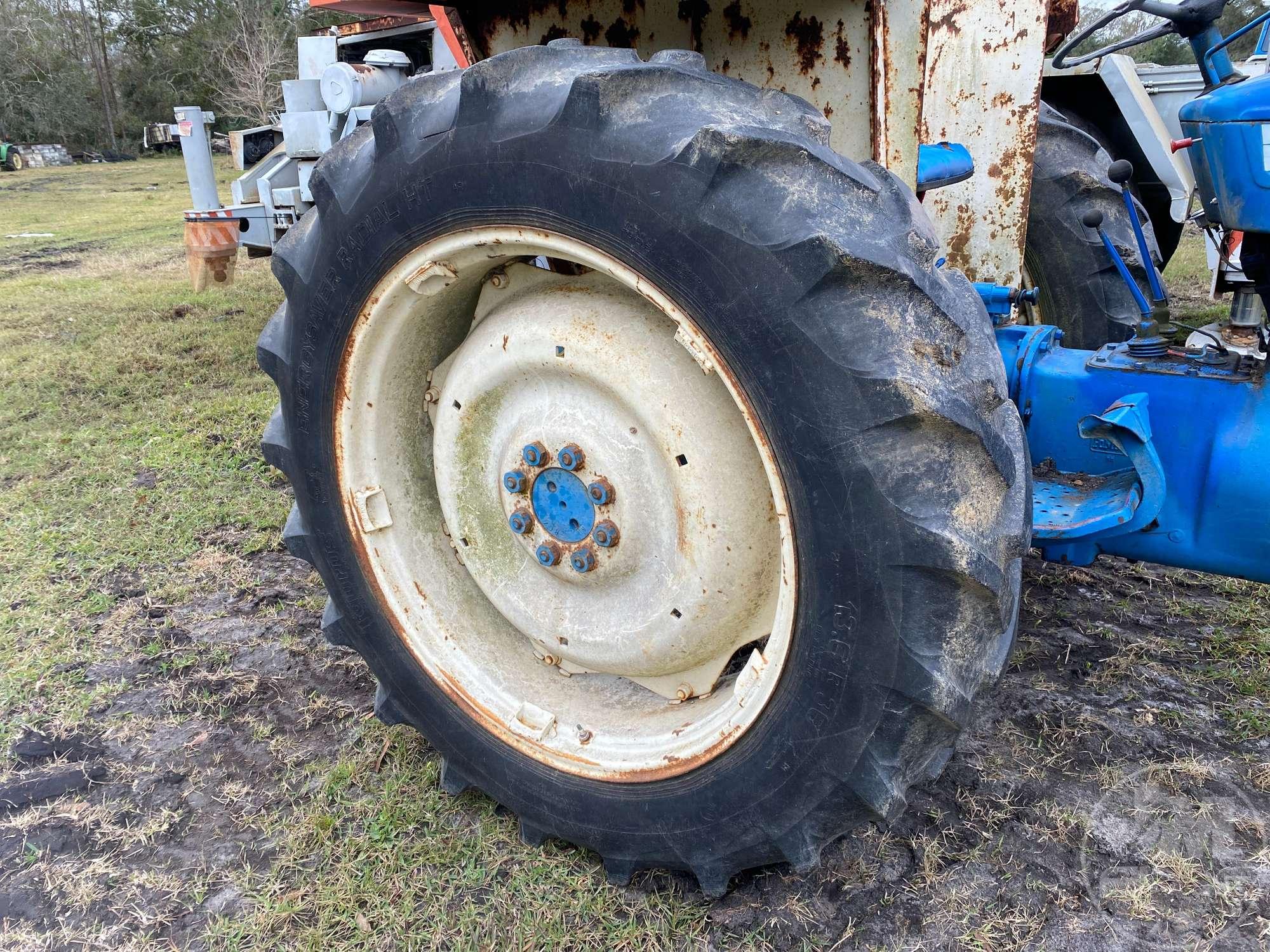 FORD 4600 SN: B242873 TRACTOR