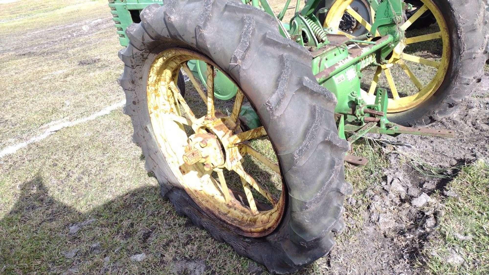 JOHN DEERE MODEL B TRACTOR SN: 82535 JOHN DEERE TRACTOR