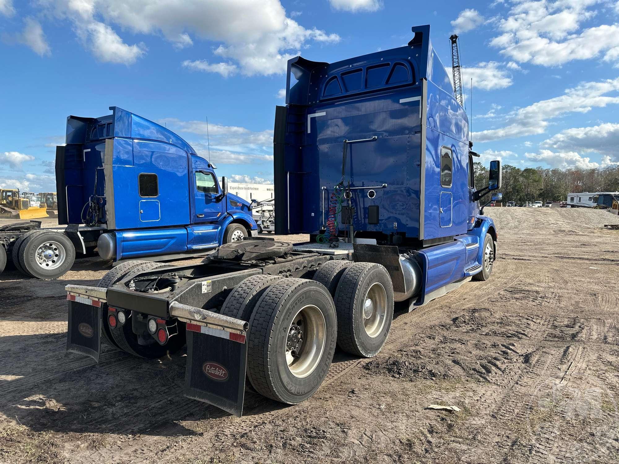 2019 PETERBILT 579 TANDEM AXLE TRUCK TRACTOR VIN: 1XPBDP9X6KD612560