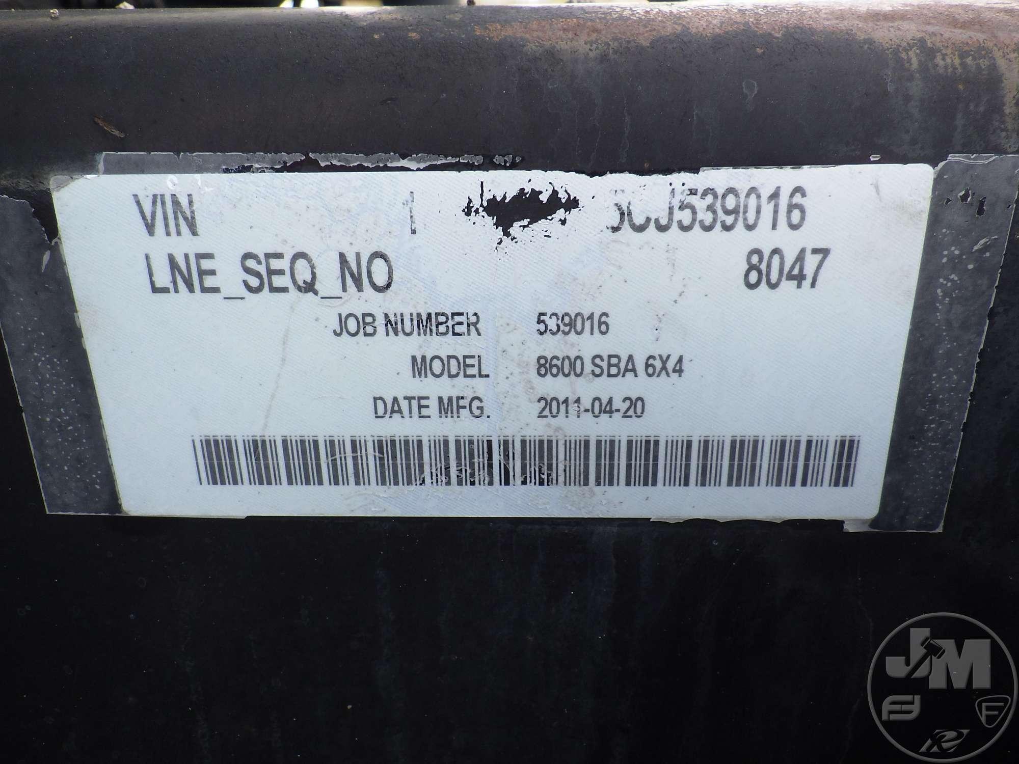 2012 INTERNATIONAL 8600 SBA TANDEM AXLE DAY CAB TRUCK TRACTOR VIN: 1HSHXSJR5CJ539016
