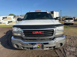 2005 GMC SIERRA SLE SINGLE AXLE REGULAR CAB 4X4 FLATBED TRUCK VIN: 1GDJK34285E192463