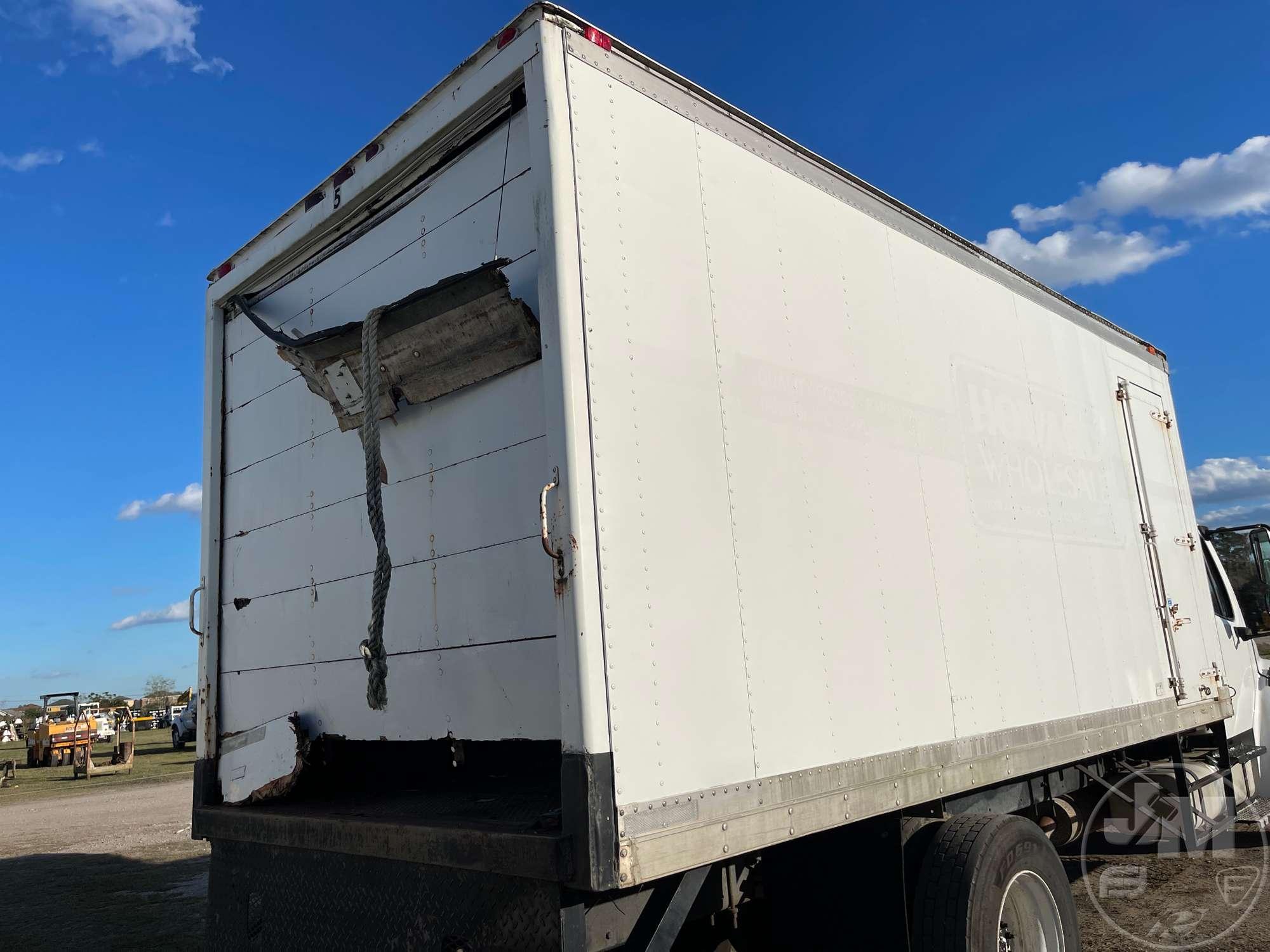 2004 FREIGHTLINER M2 SINGLE AXLE REFRIGERATED TRUCK VIN: 1FVACWCS94HM76044